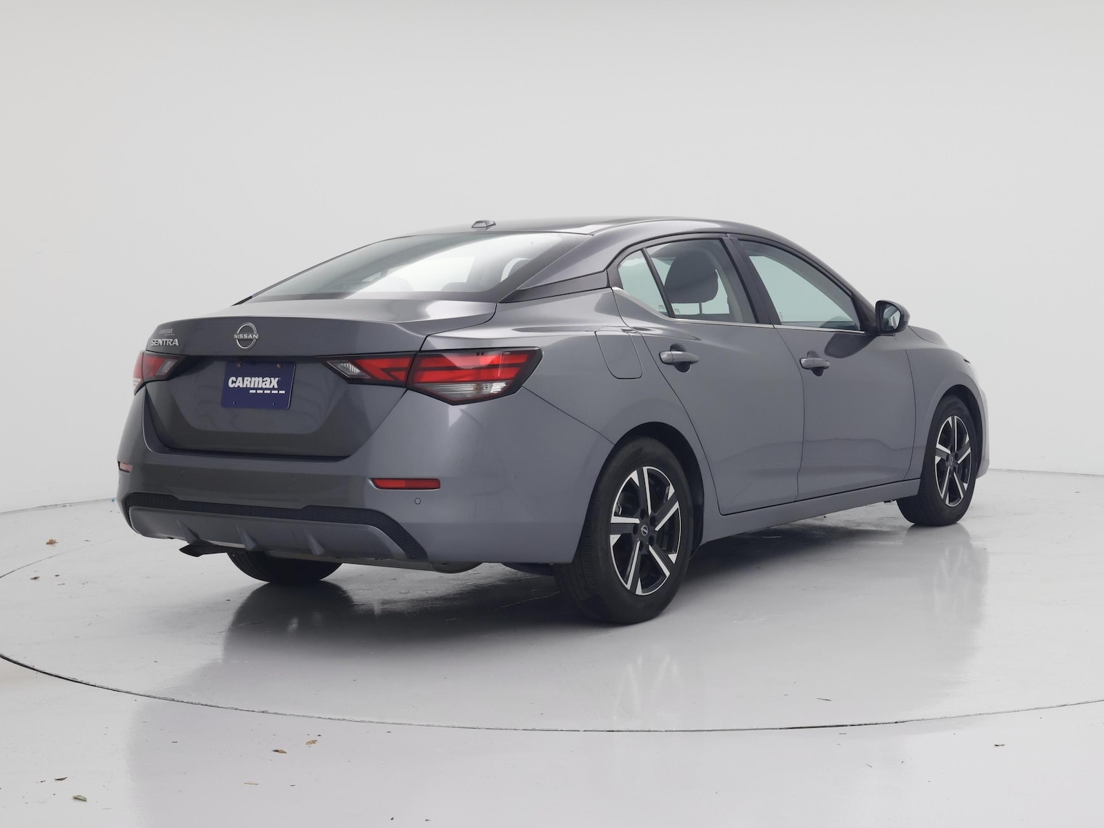 2025 Nissan Sentra SV - Photo 9