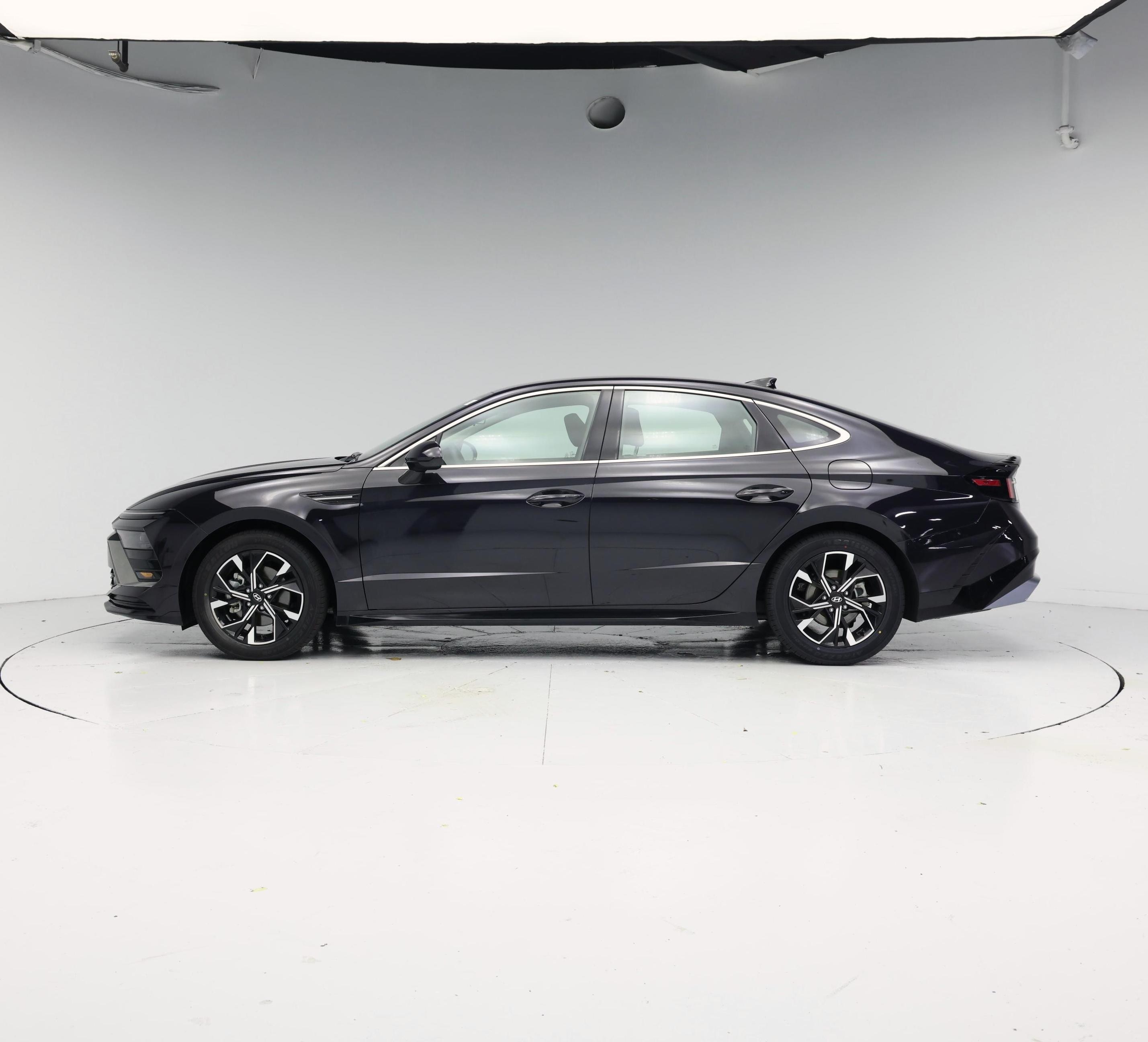 Thumbnail: 2025 Hyundai Sonata - 3