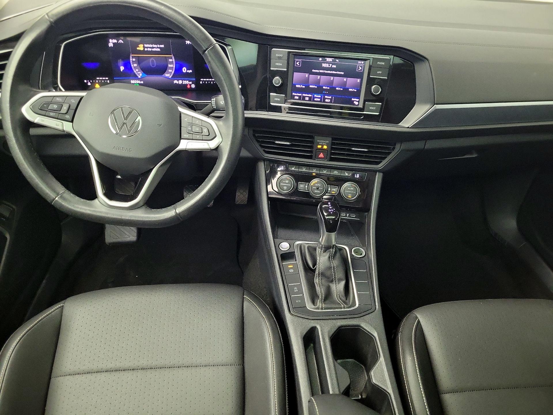 Thumbnail: 2024 Volkswagen Jetta - 9