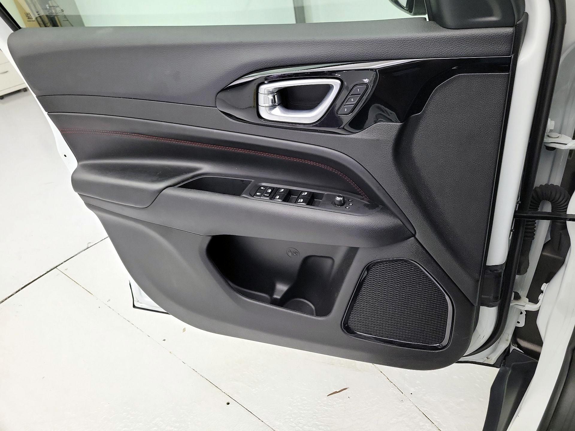 Thumbnail: 2025 Jeep Compass - 12