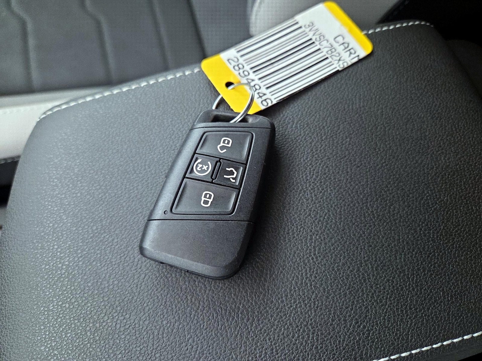 2025 Volkswagen Taos SE - Photo 23