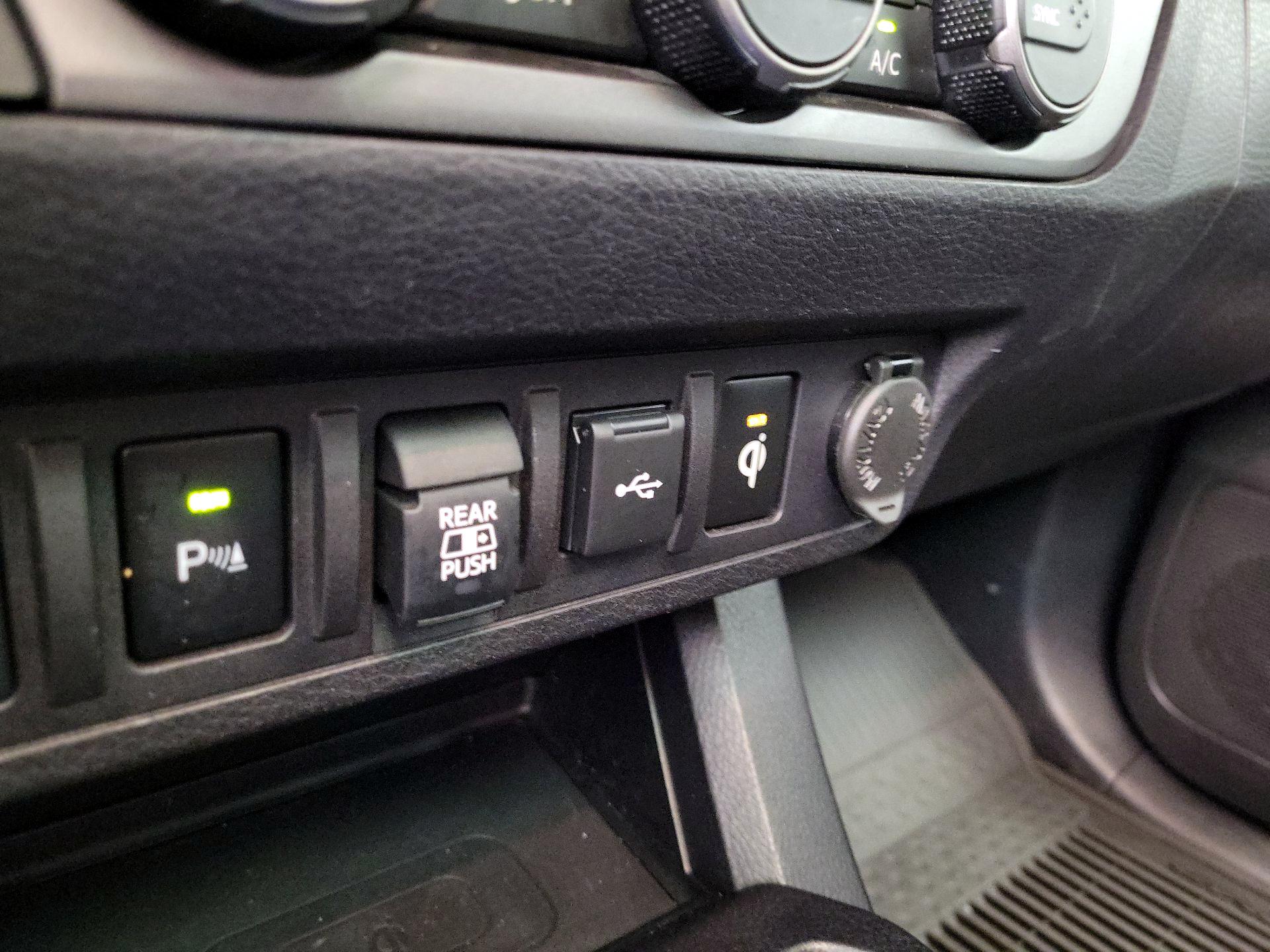 Thumbnail: 2022 Toyota Tacoma - 19