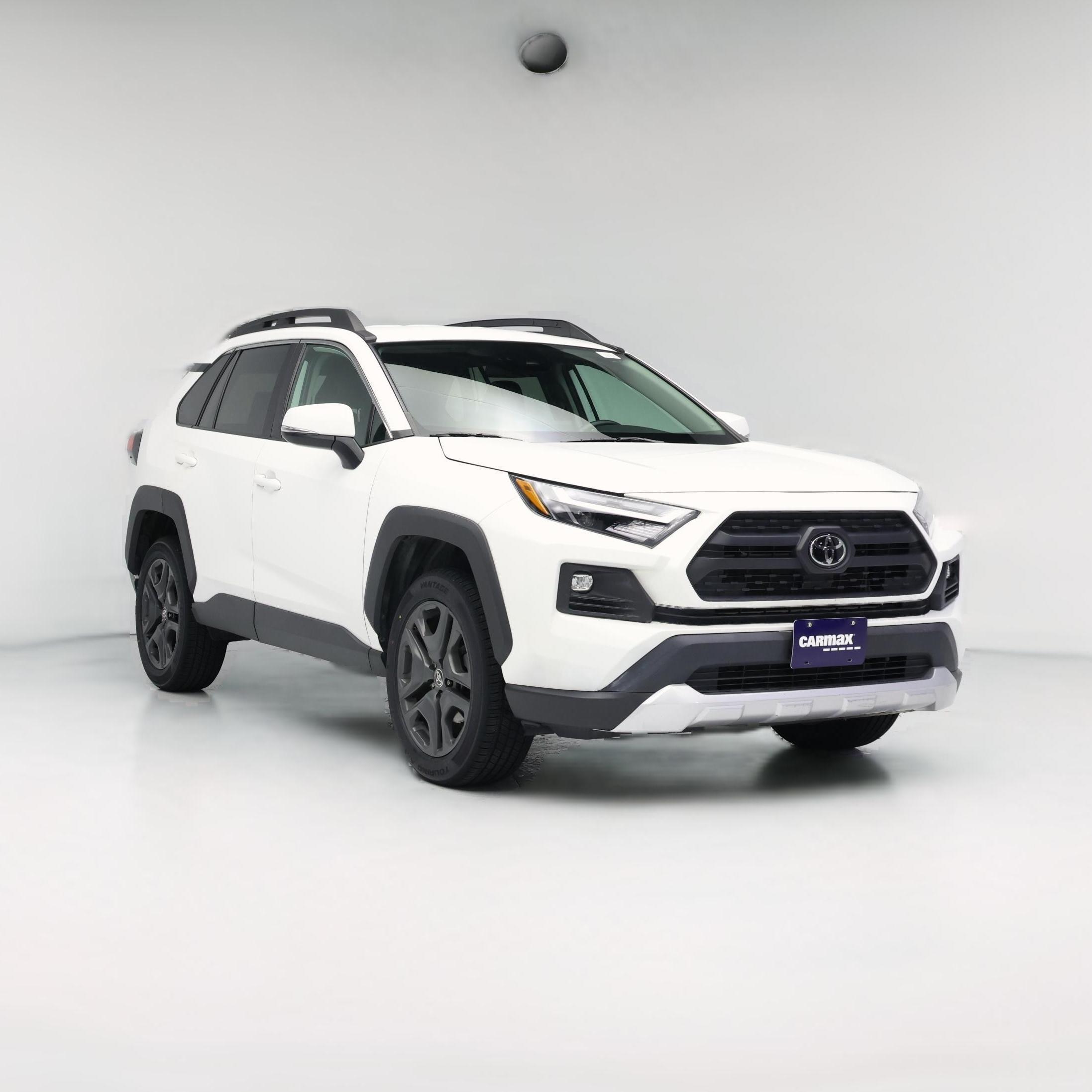 Thumbnail: 2022 Toyota RAV4 - 1