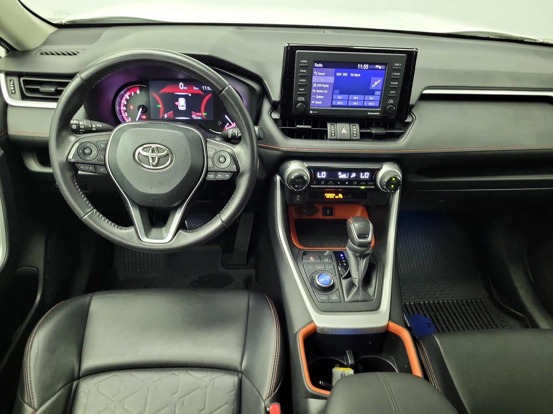 Thumbnail: 2022 Toyota RAV4 - 9