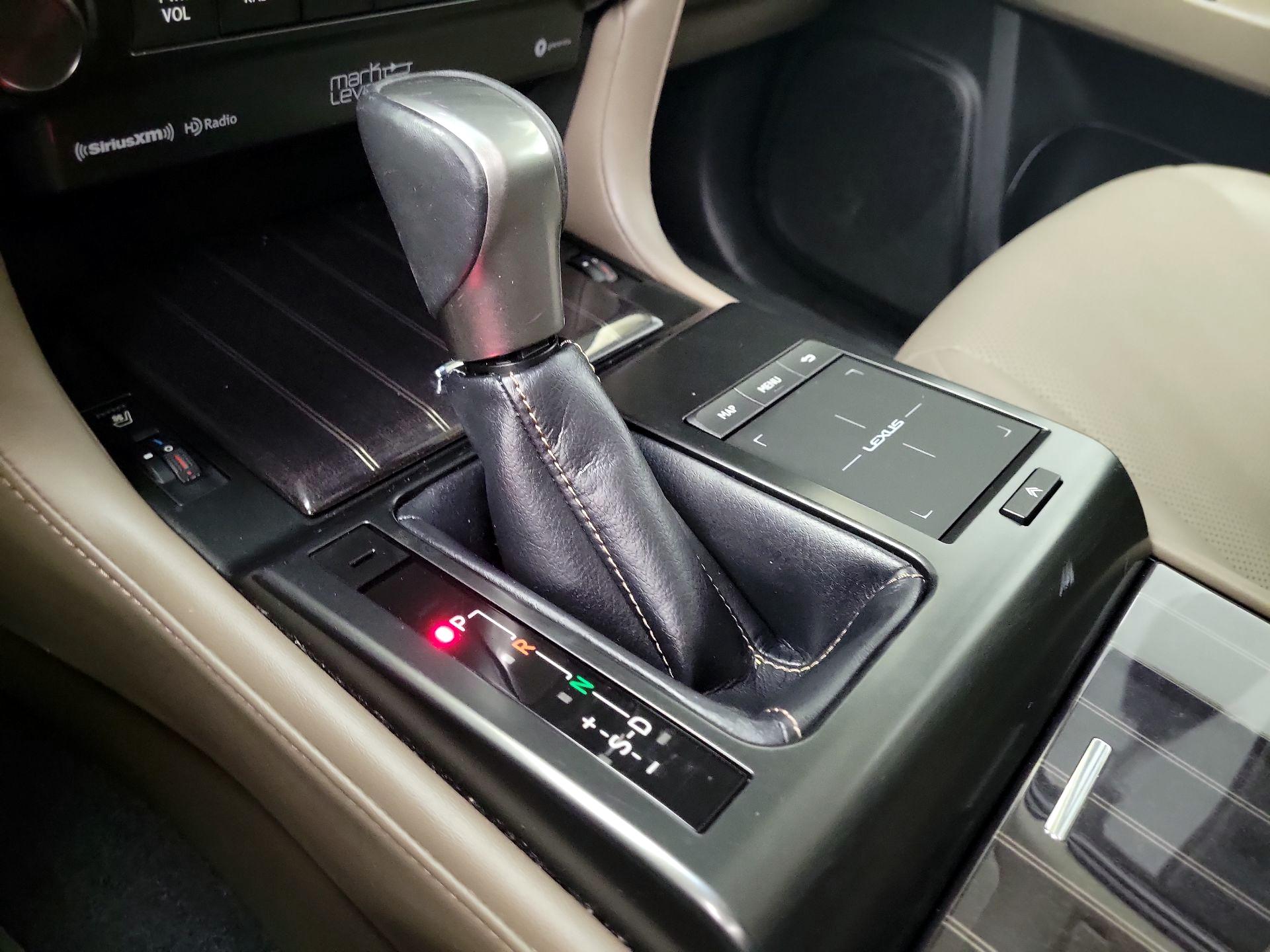 Thumbnail: 2022 Lexus GX - 17