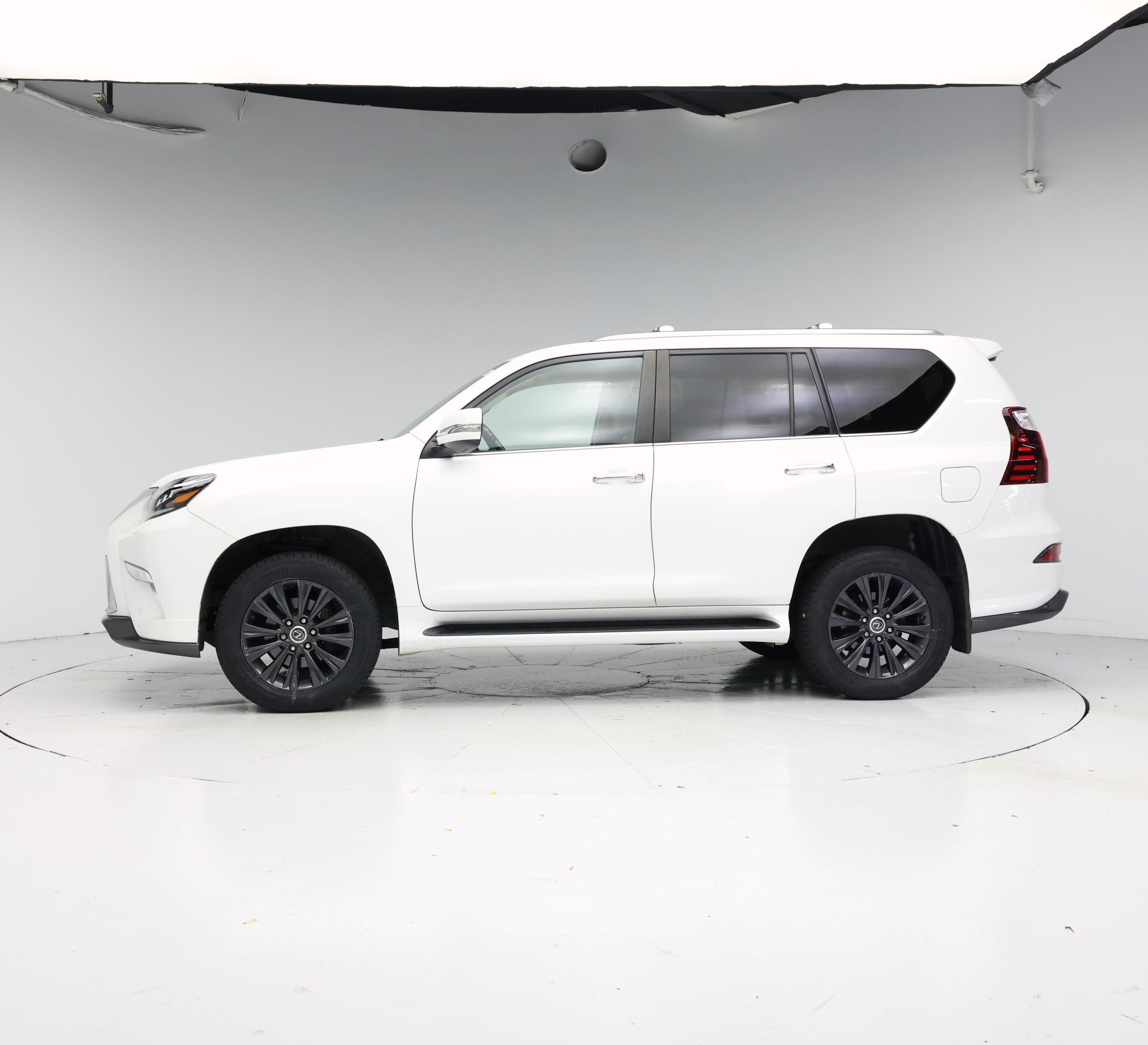 Thumbnail: 2022 Lexus GX - 3