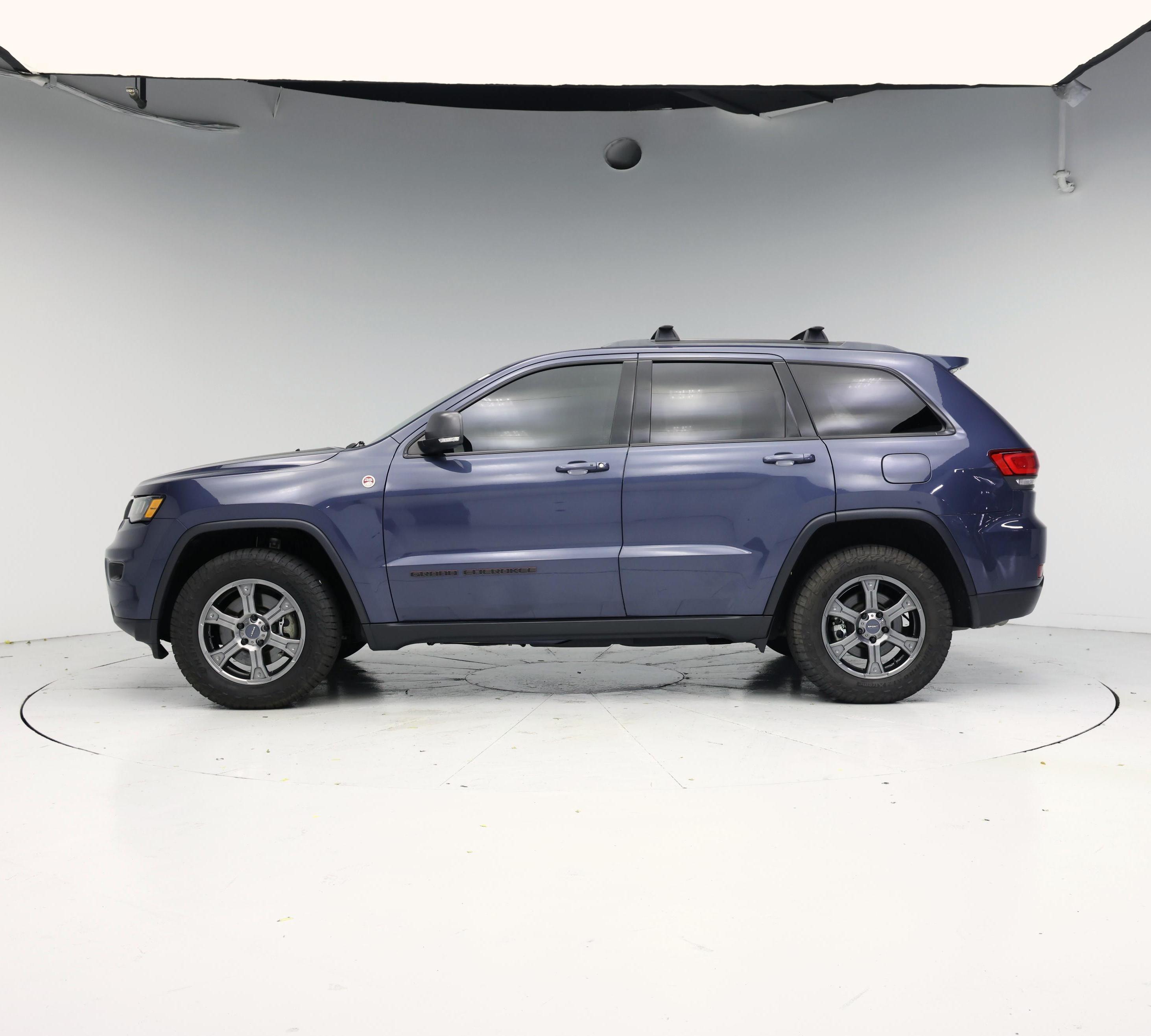 Thumbnail: 2021 Jeep Grand Cherokee - 3