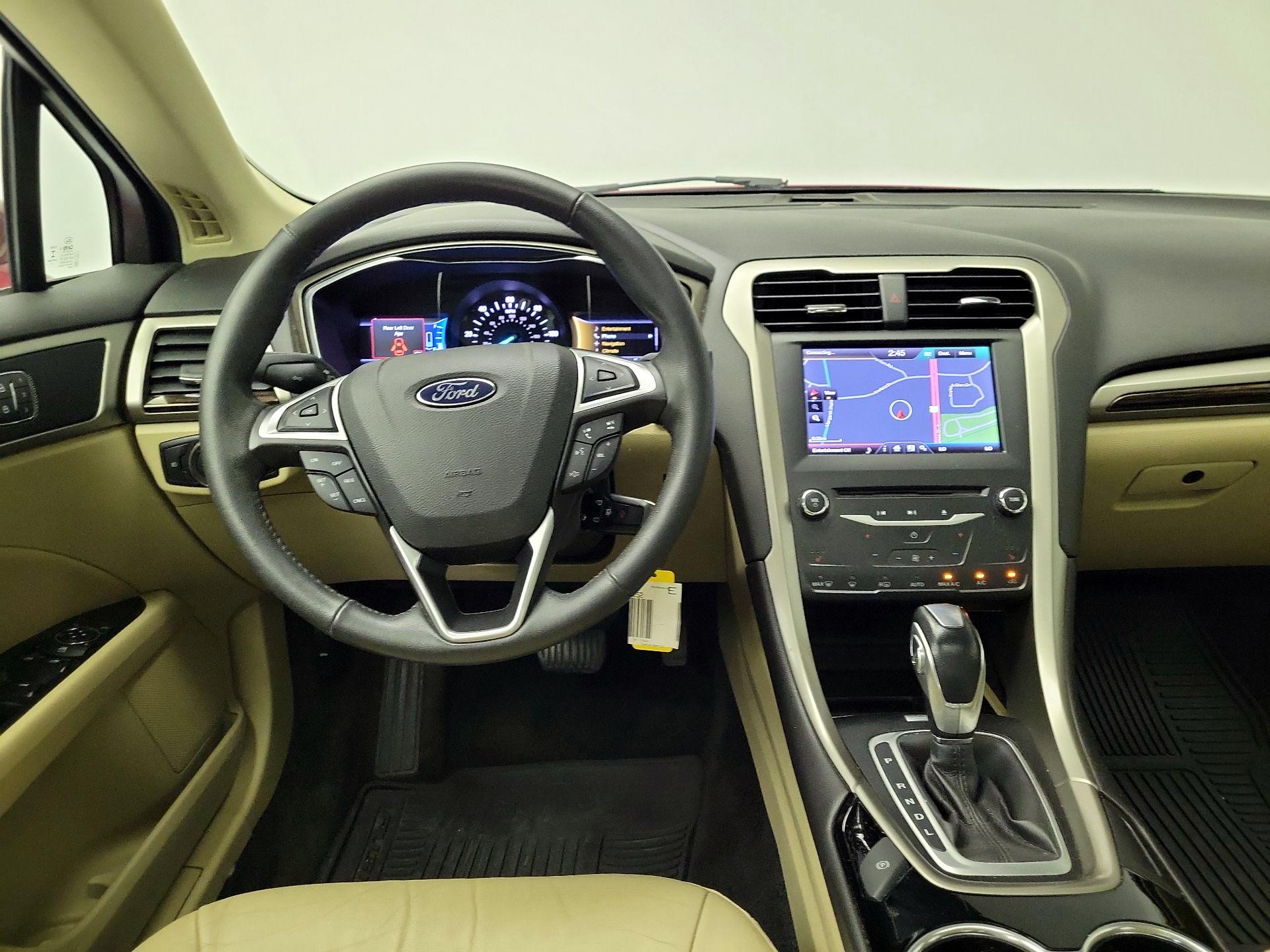 Thumbnail: 2015 Ford Fusion - 10