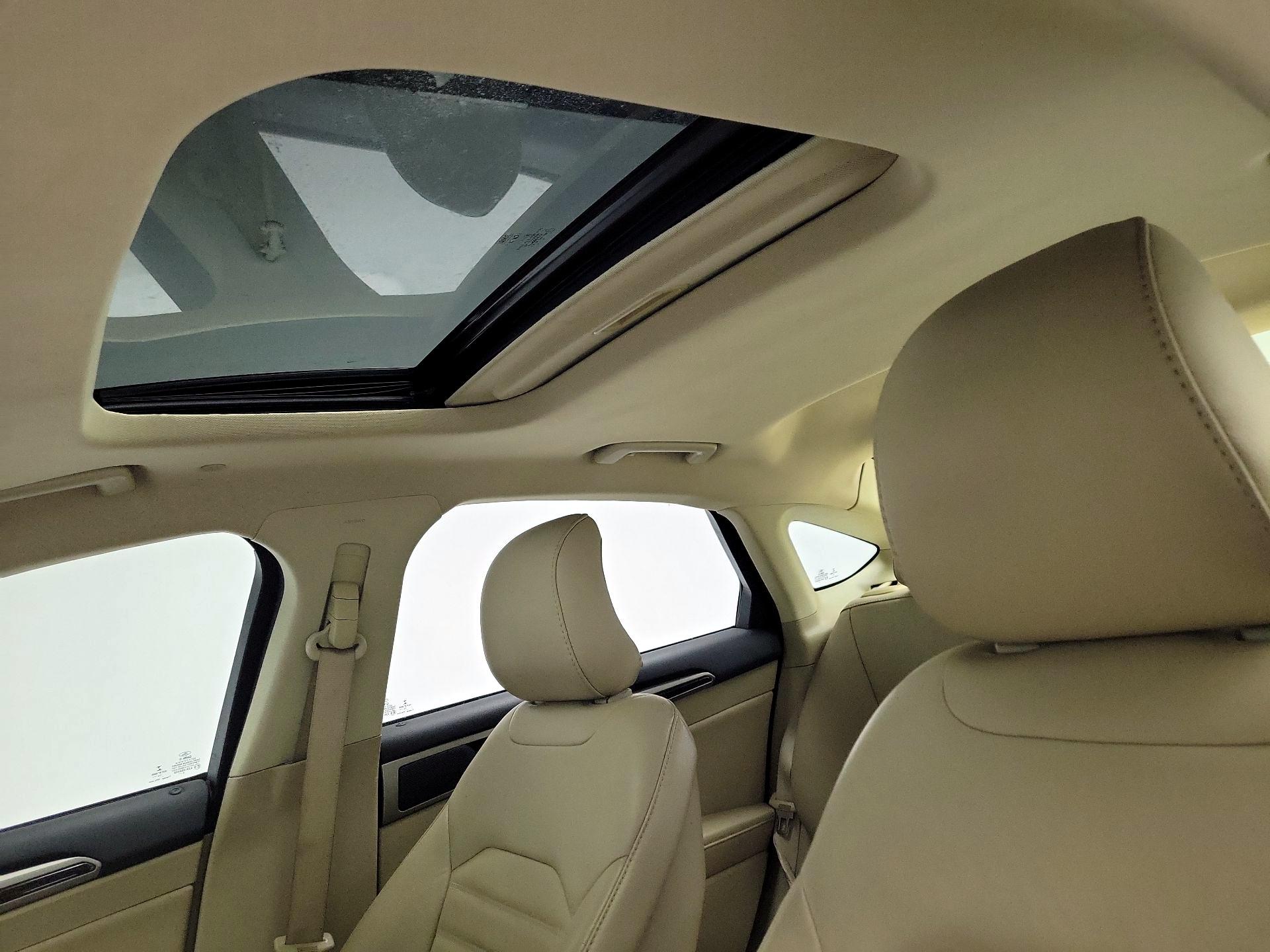 Thumbnail: 2015 Ford Fusion - 20