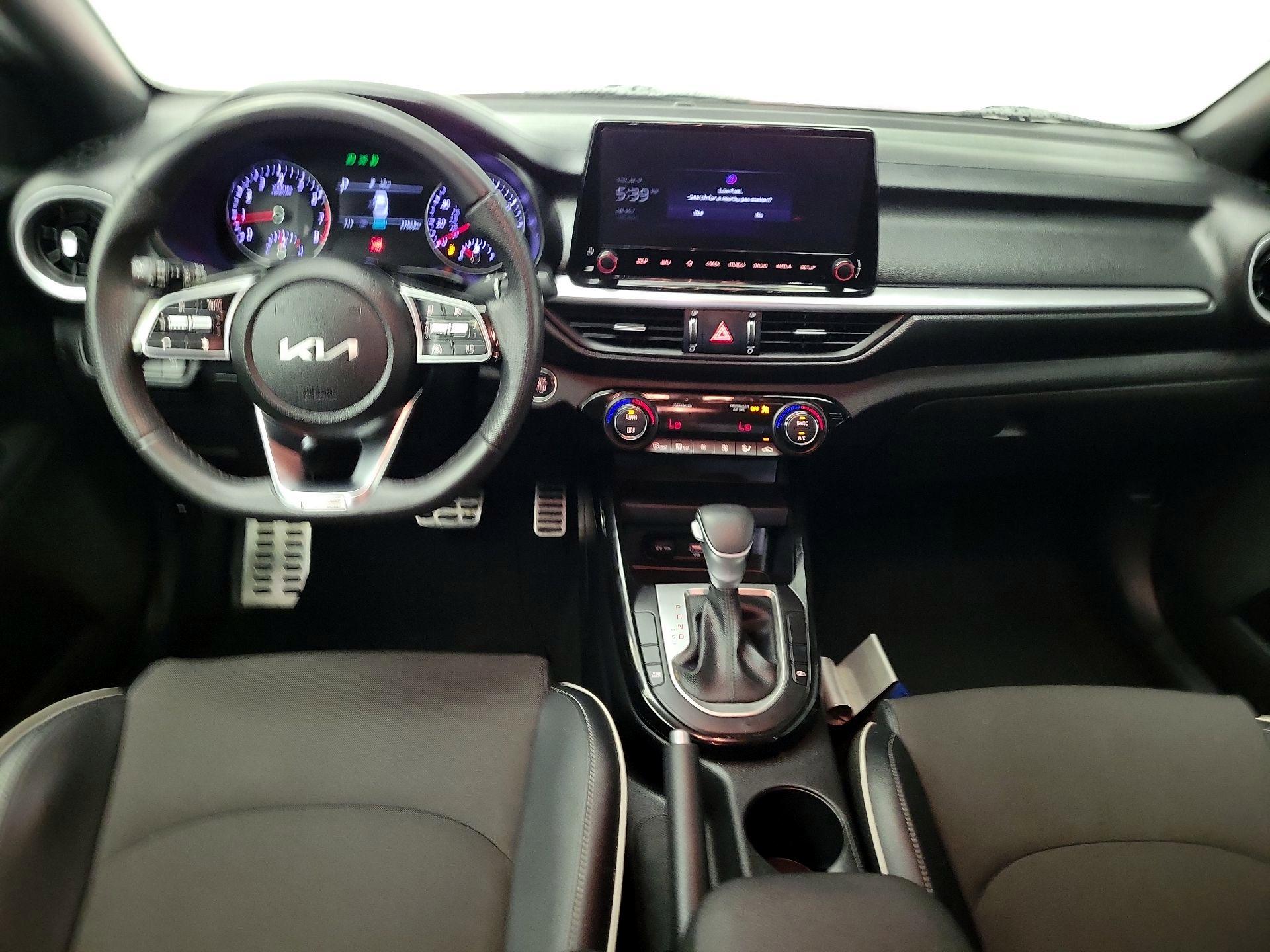 Thumbnail: 2023 Kia Forte - 9