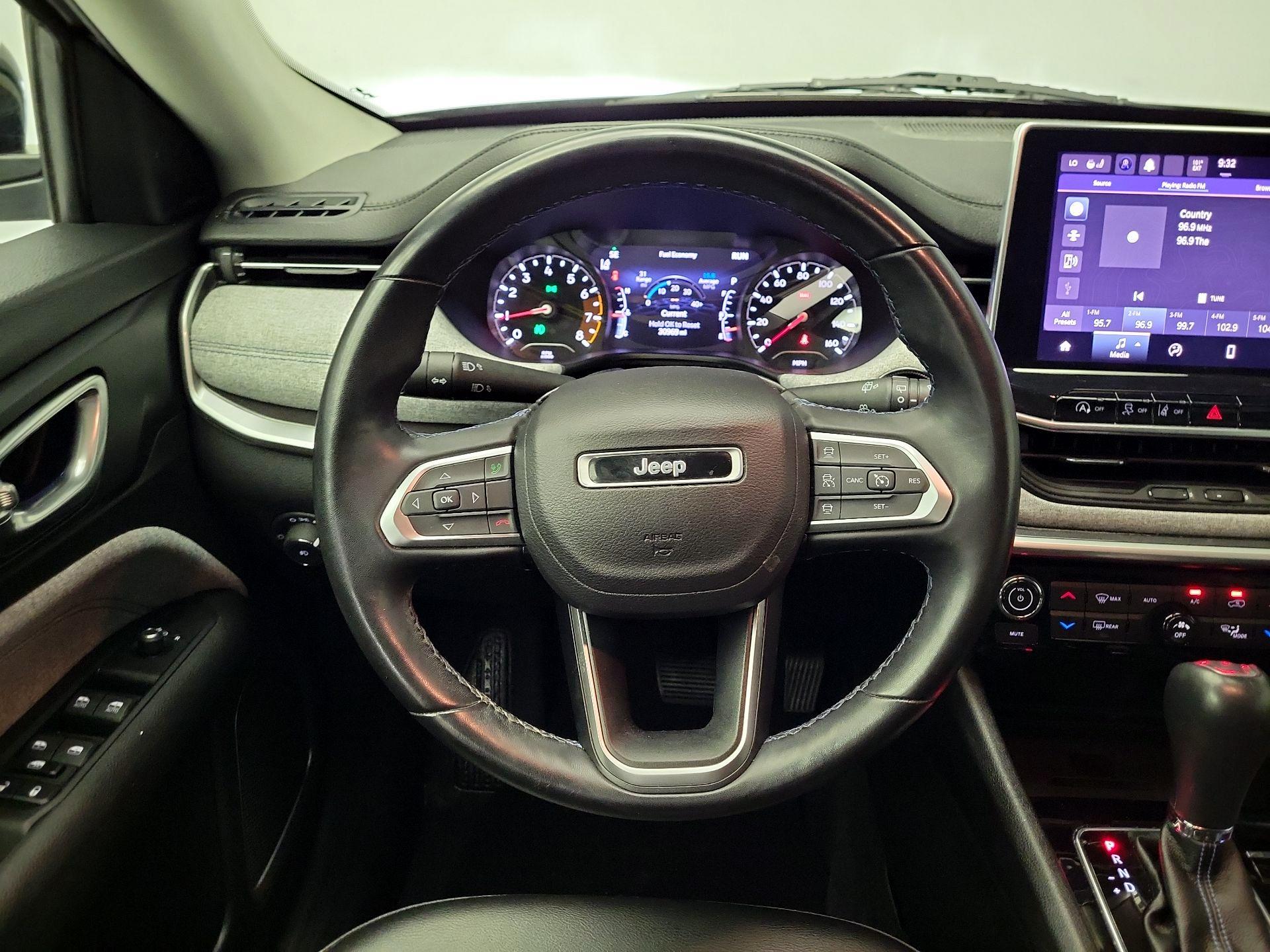 Thumbnail: 2022 Jeep Compass - 10
