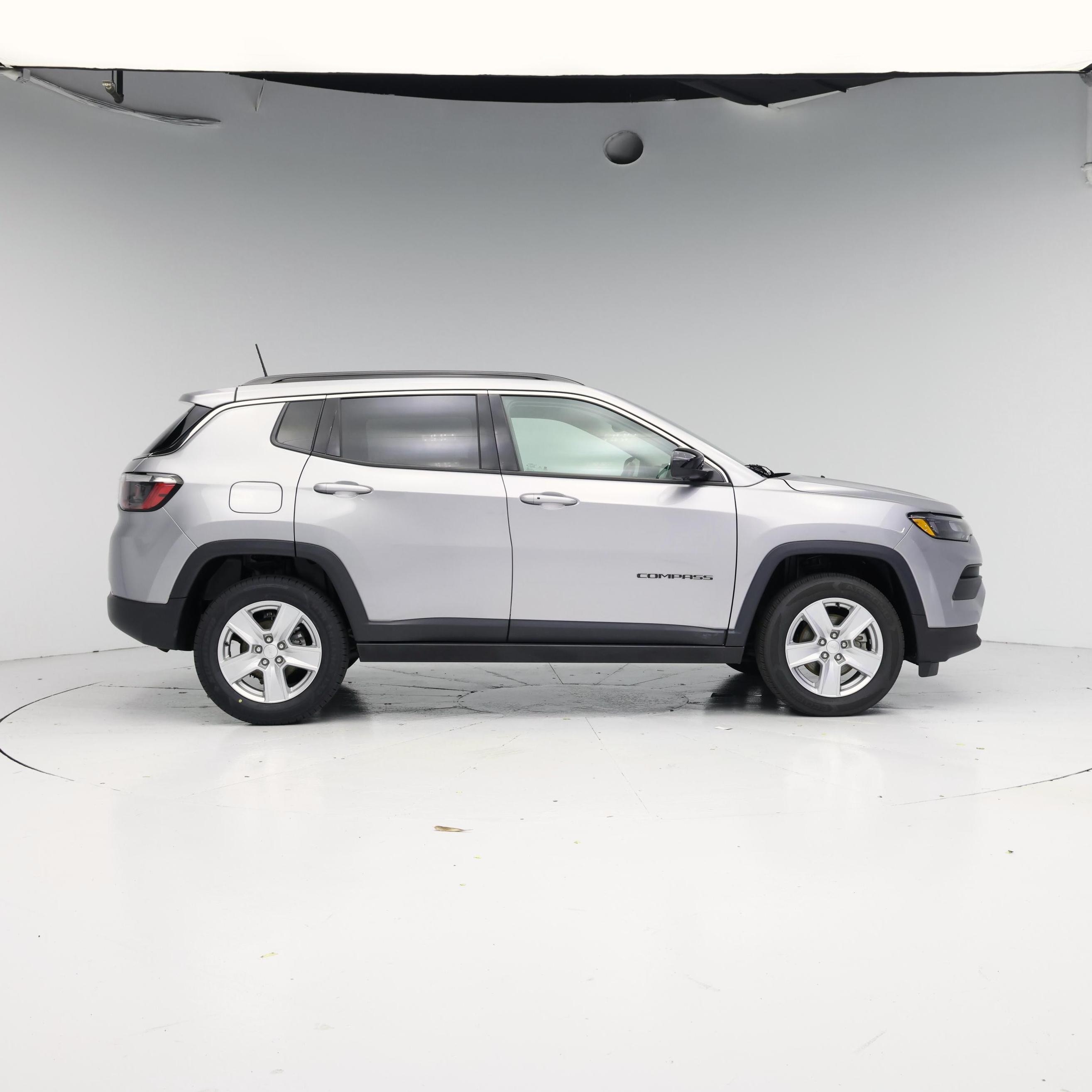 Thumbnail: 2022 Jeep Compass - 7