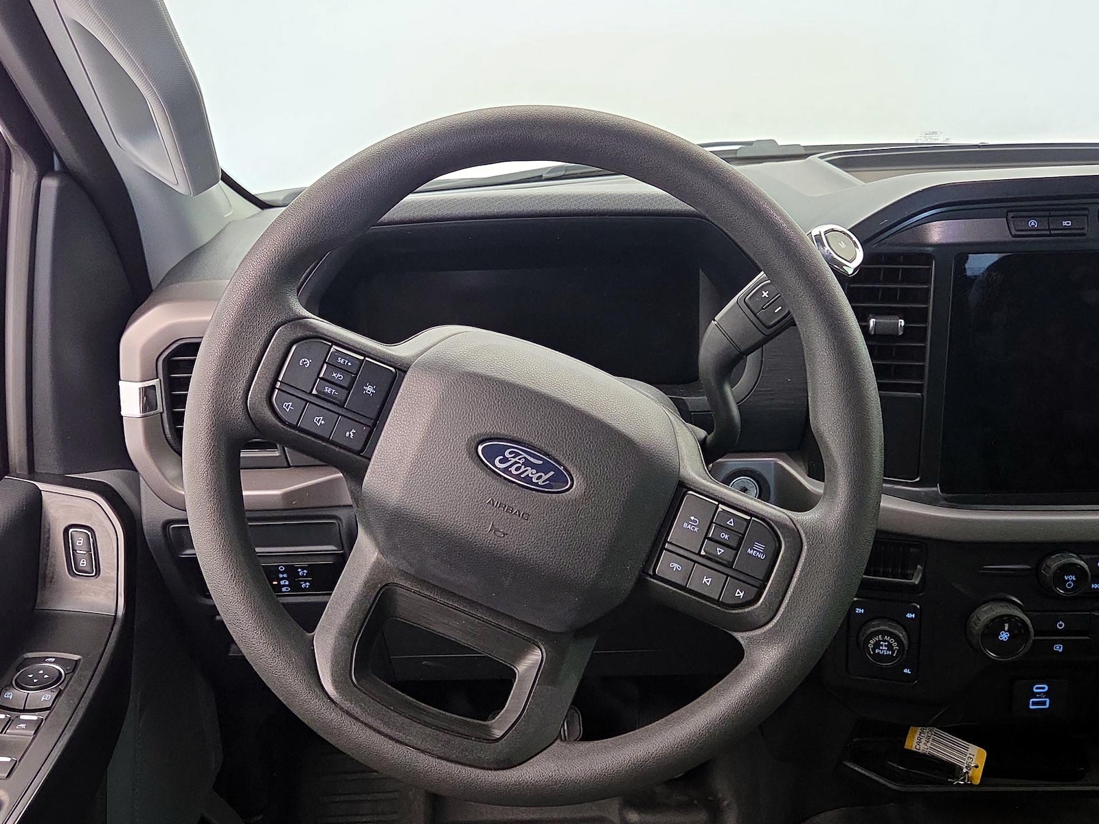 2024 Ford F-150 XL - Photo 11