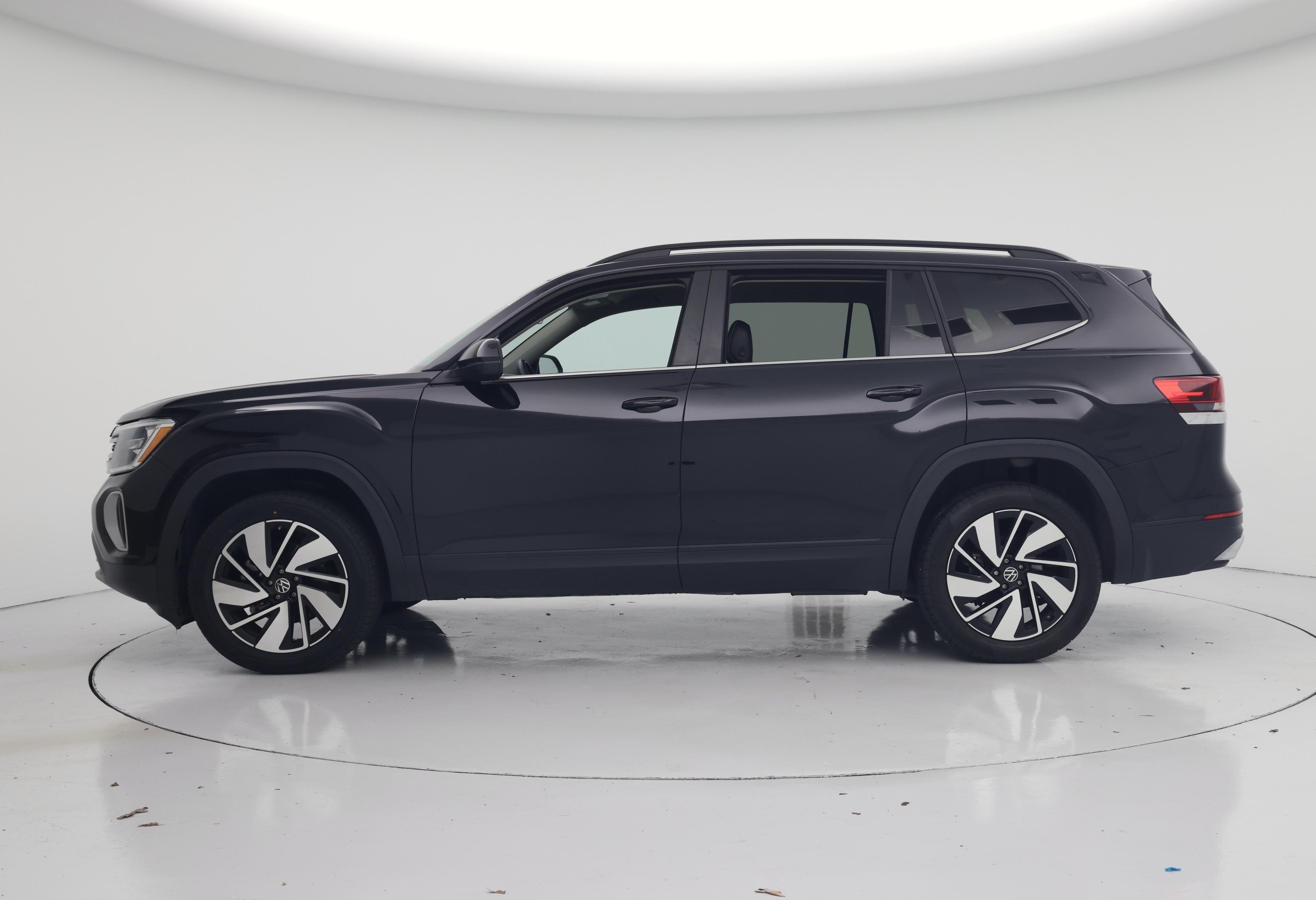 Thumbnail: 2024 Volkswagen Atlas - 3