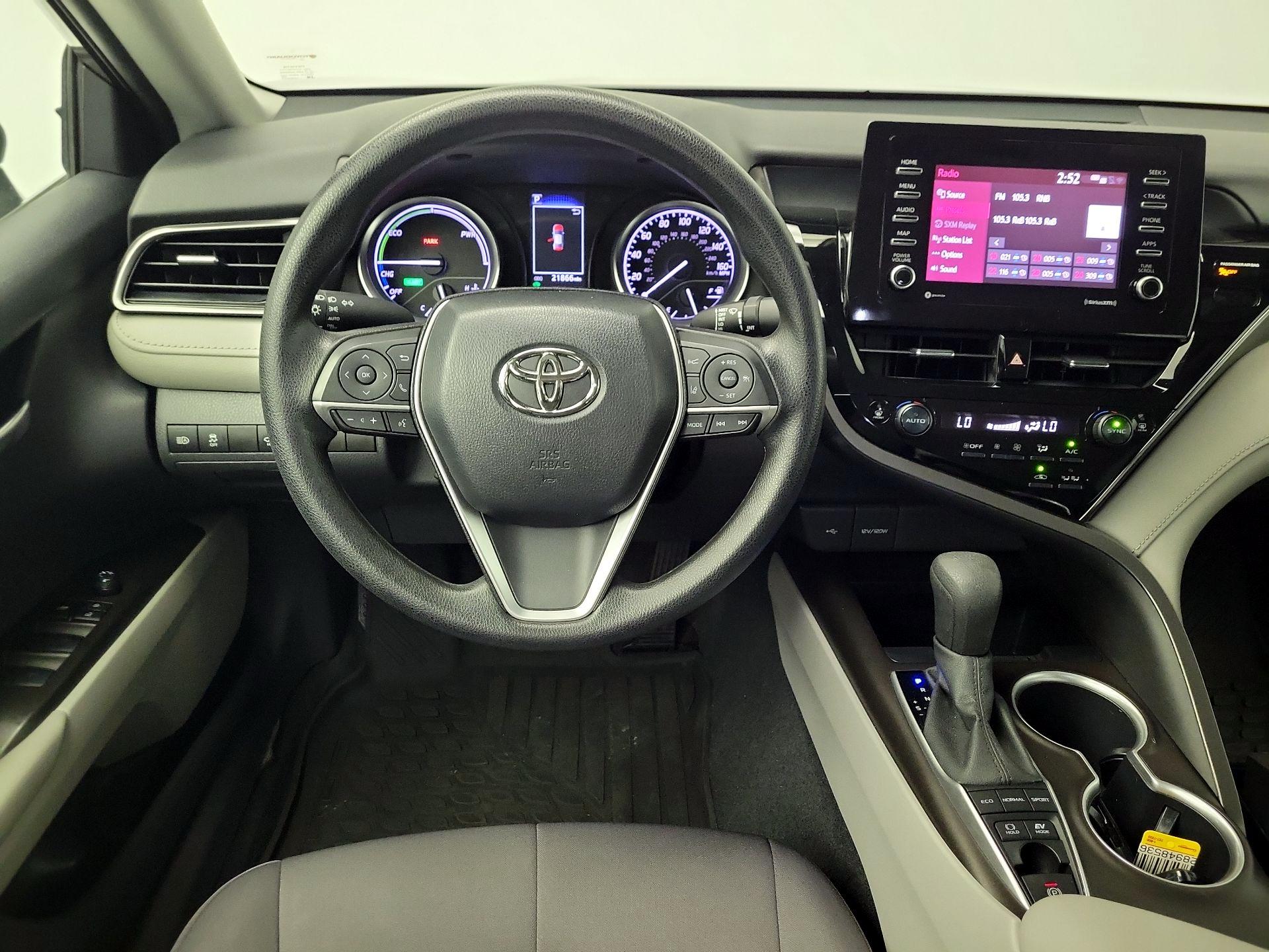 Thumbnail: 2022 Toyota Camry - 10