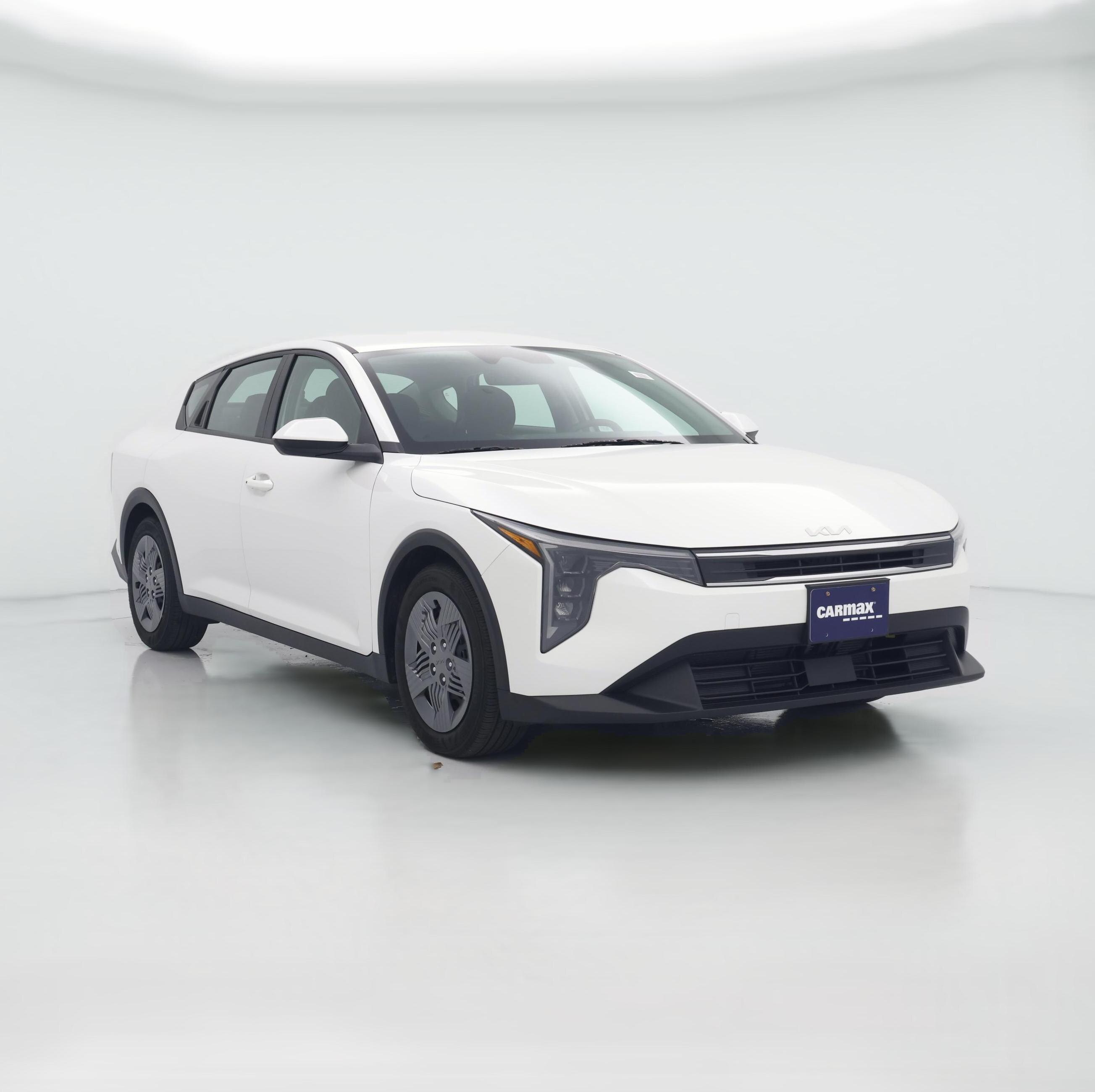 Thumbnail: 2025 Kia K4 - 1
