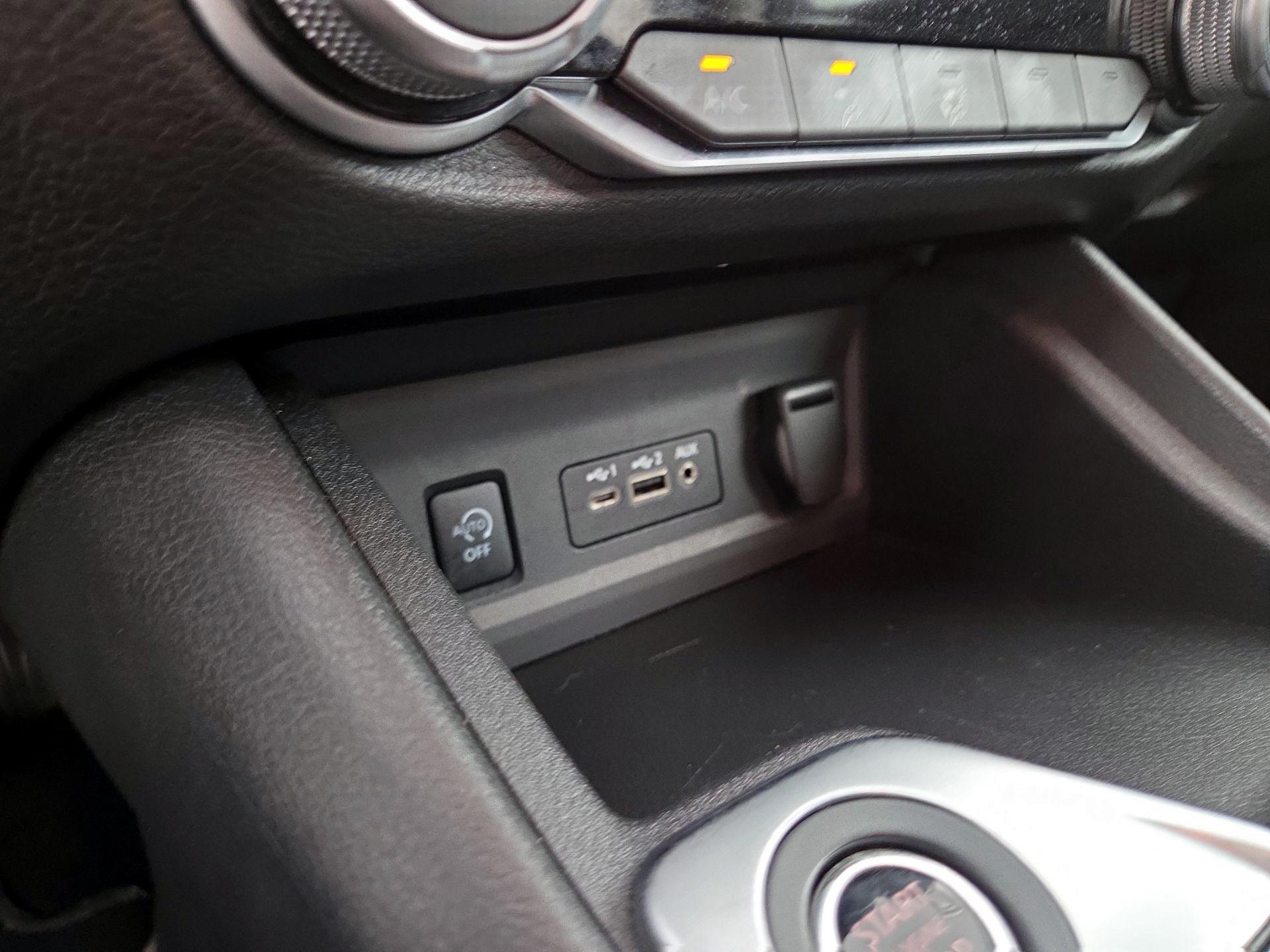 Thumbnail: 2024 Nissan Sentra - 18