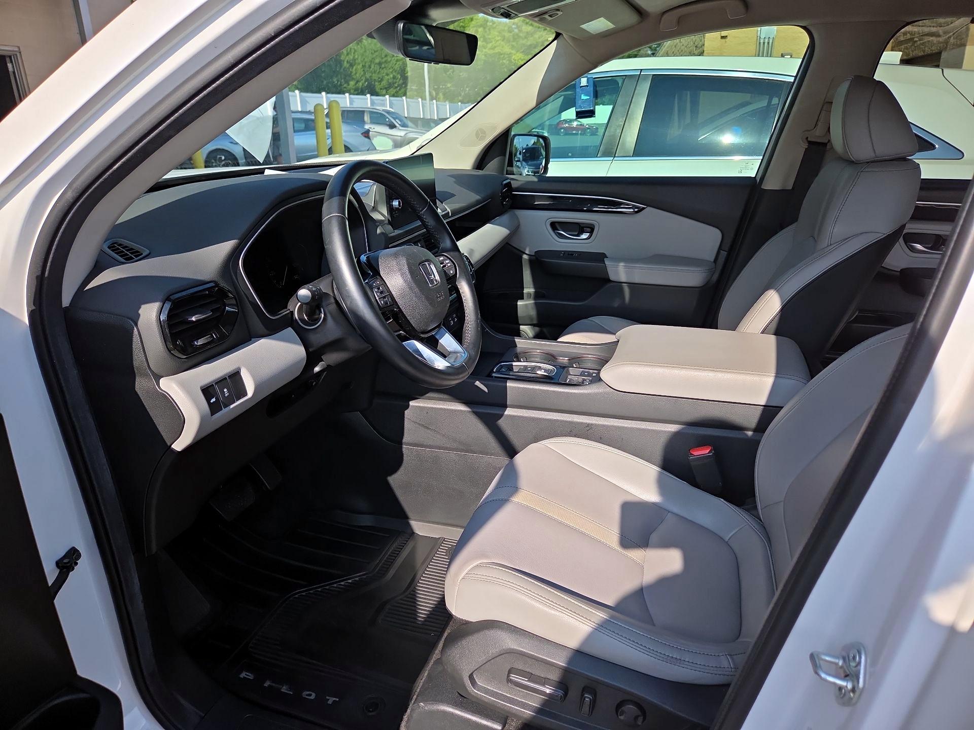 Thumbnail: 2024 Honda Pilot - 11