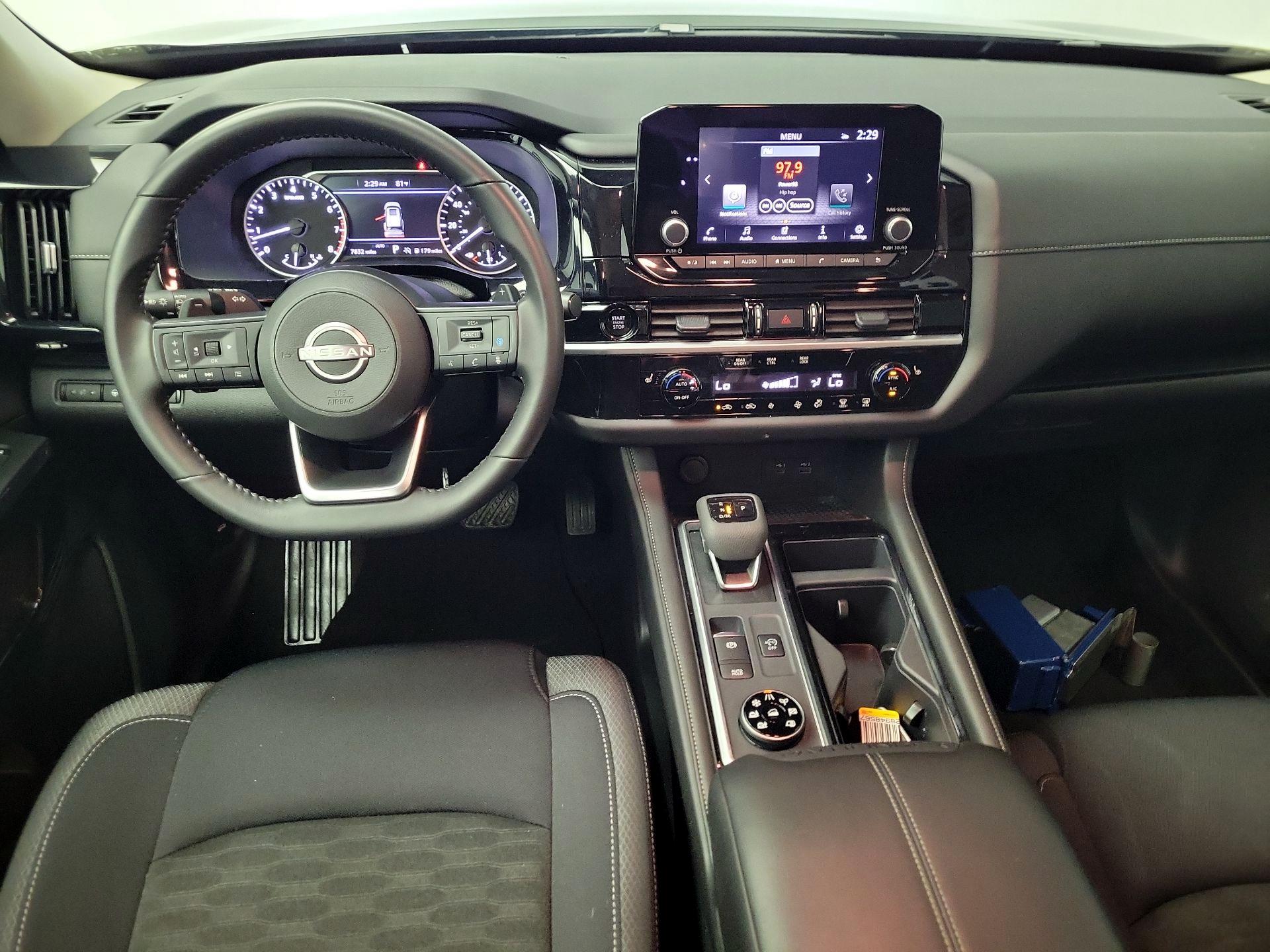 Thumbnail: 2025 Nissan Pathfinder - 9