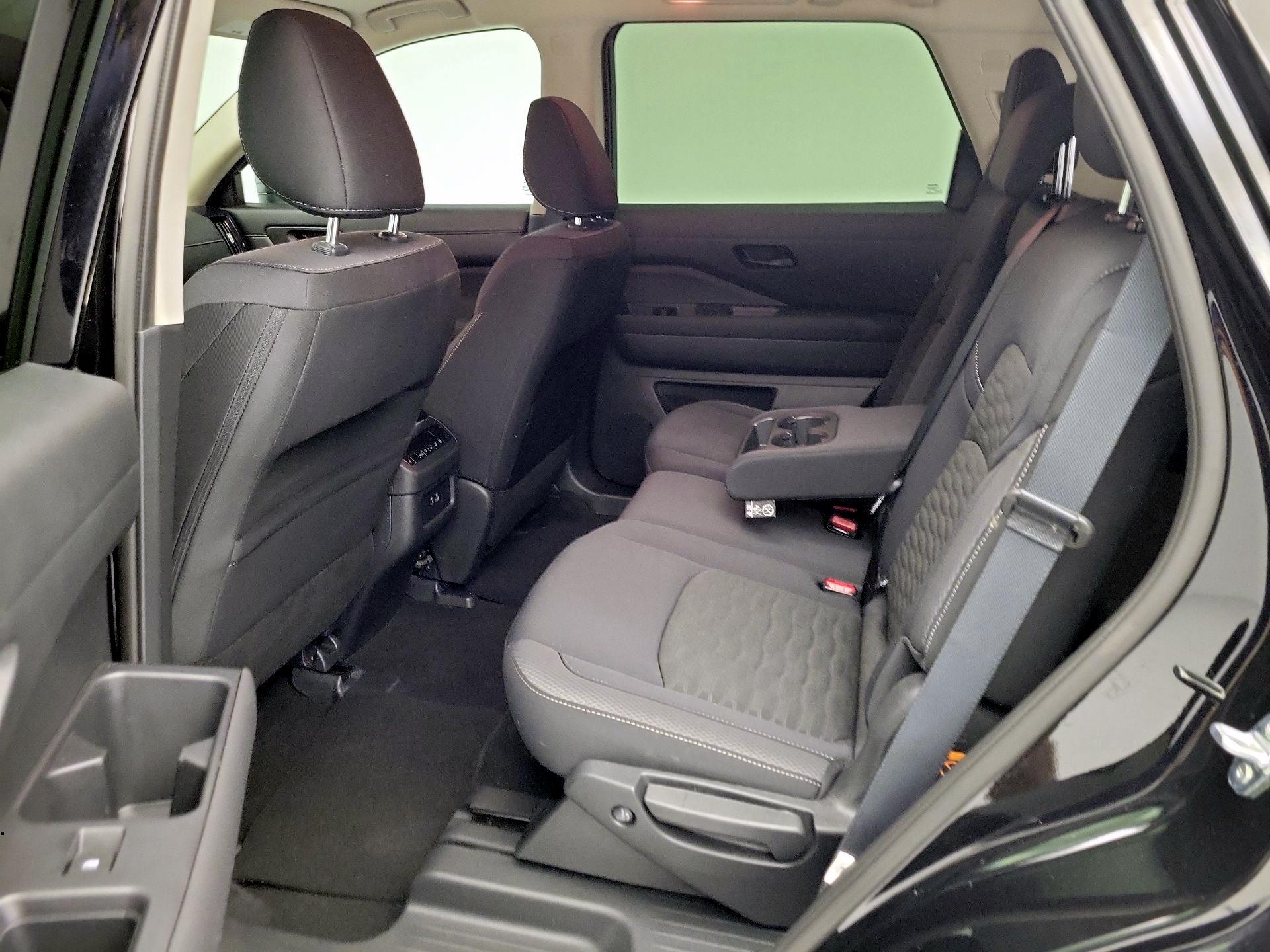Thumbnail: 2025 Nissan Pathfinder - 19
