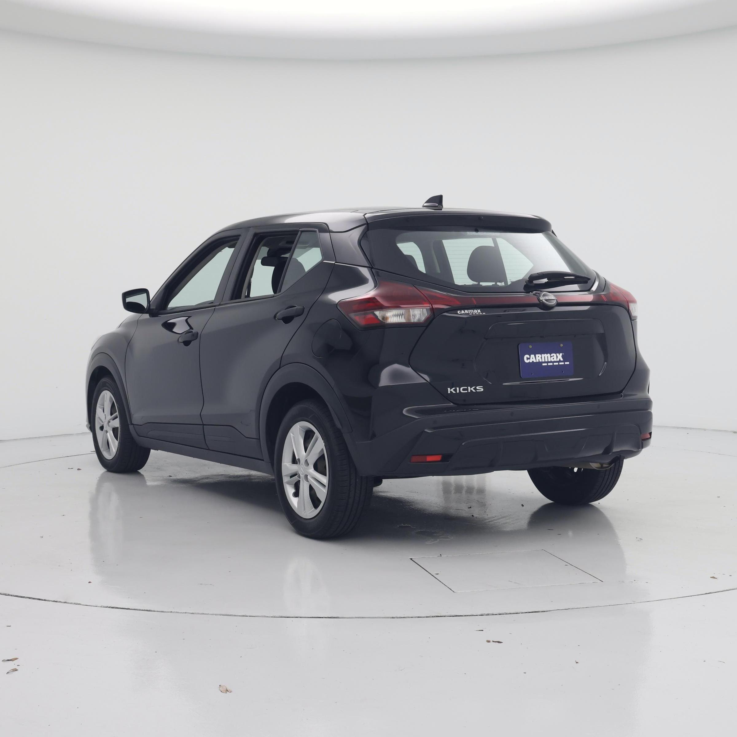 Thumbnail: 2024 Nissan Kicks - 2