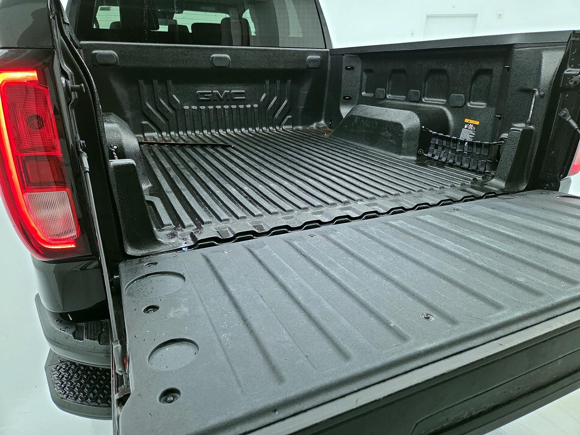 Thumbnail: 2024 GMC Sierra 1500 - 20