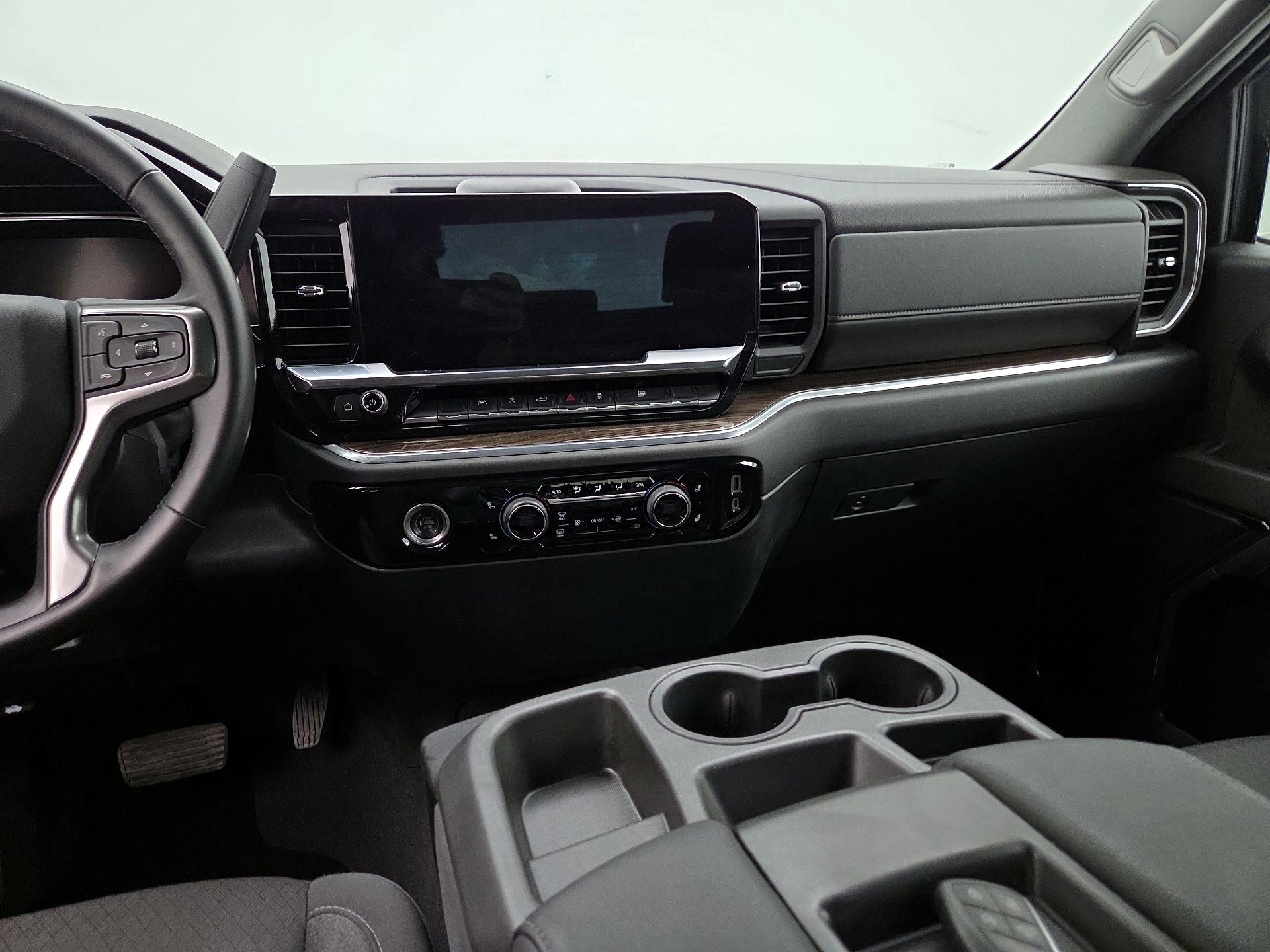 Thumbnail: 2024 Chevrolet Silverado 1500 - 9