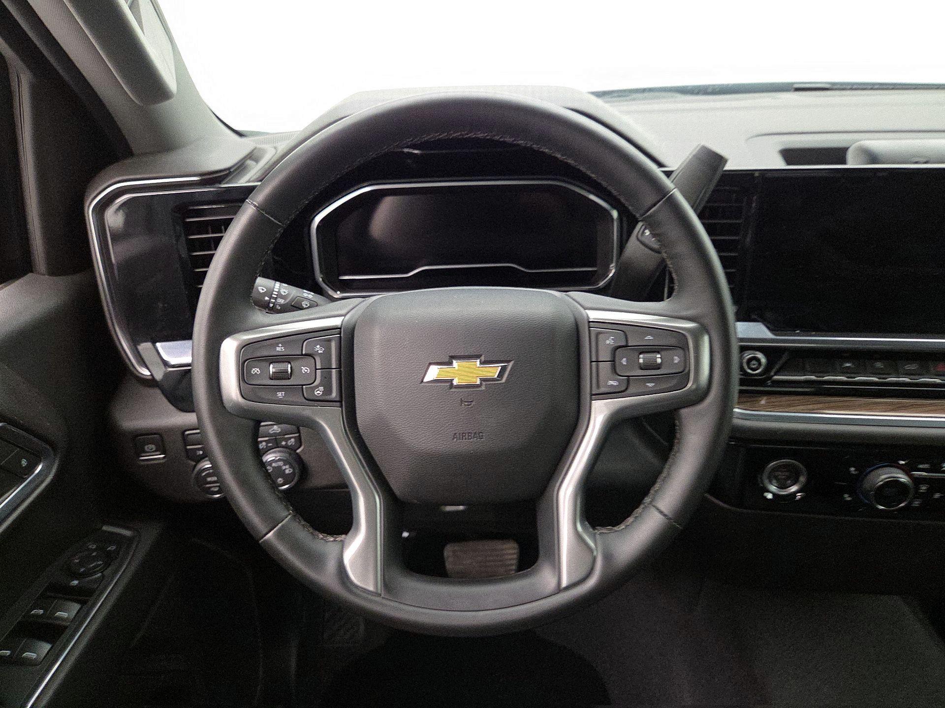 Thumbnail: 2024 Chevrolet Silverado 1500 - 10