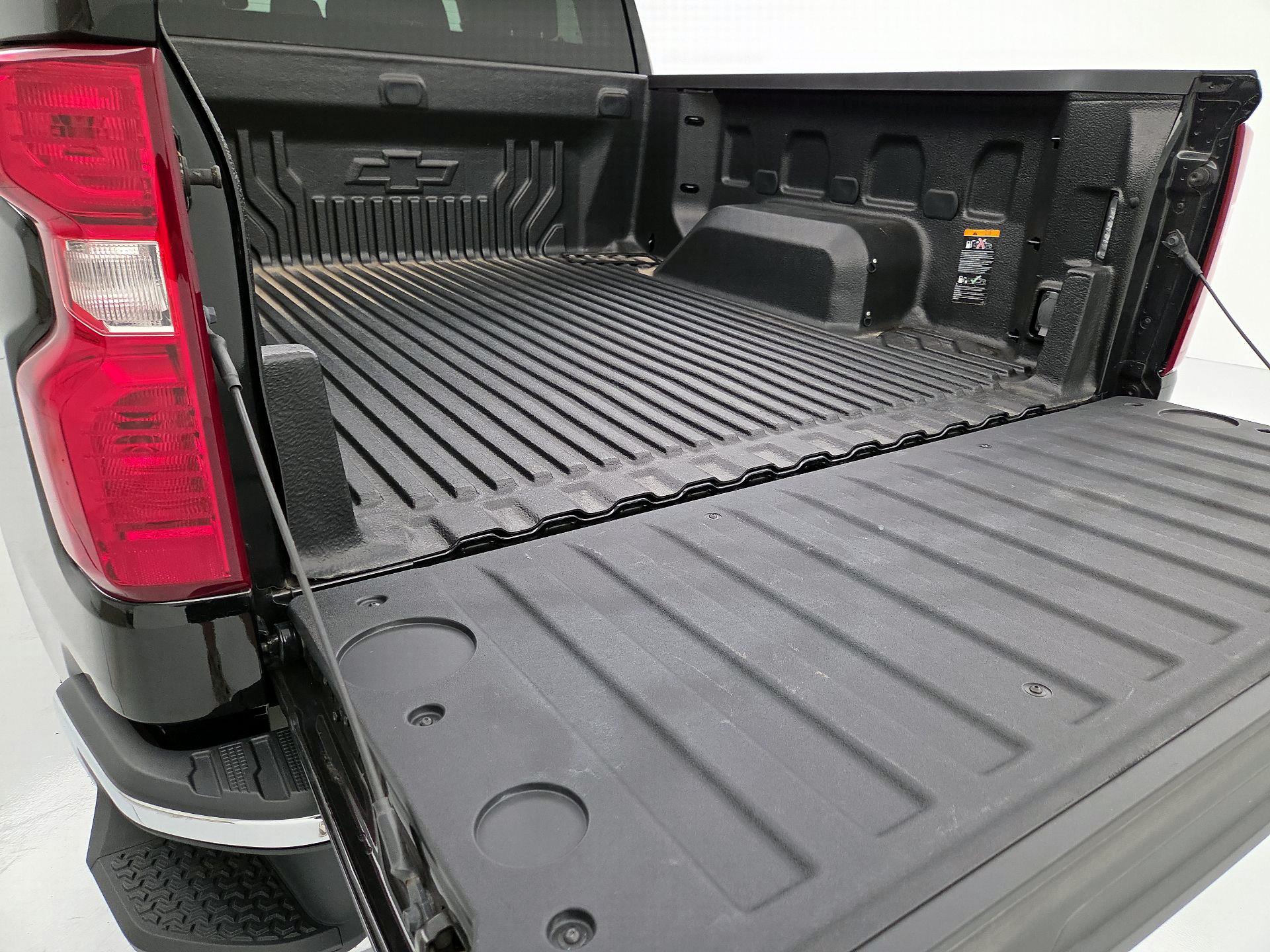 Thumbnail: 2024 Chevrolet Silverado 1500 - 20