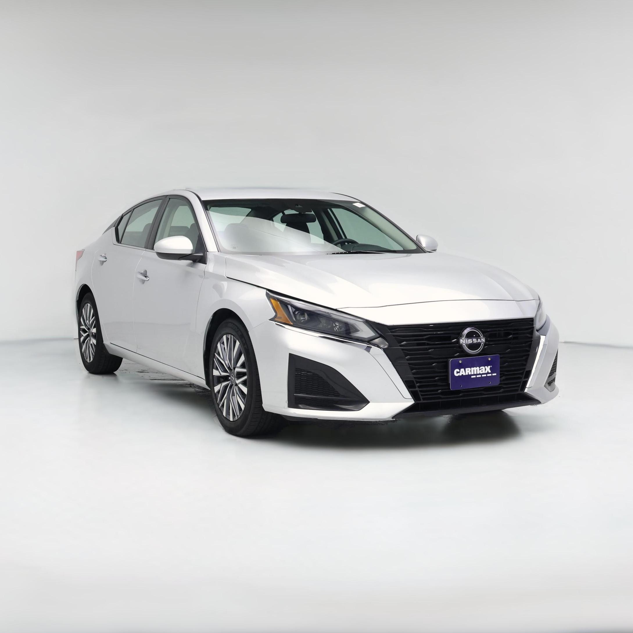 Thumbnail: 2023 Nissan Altima - 1