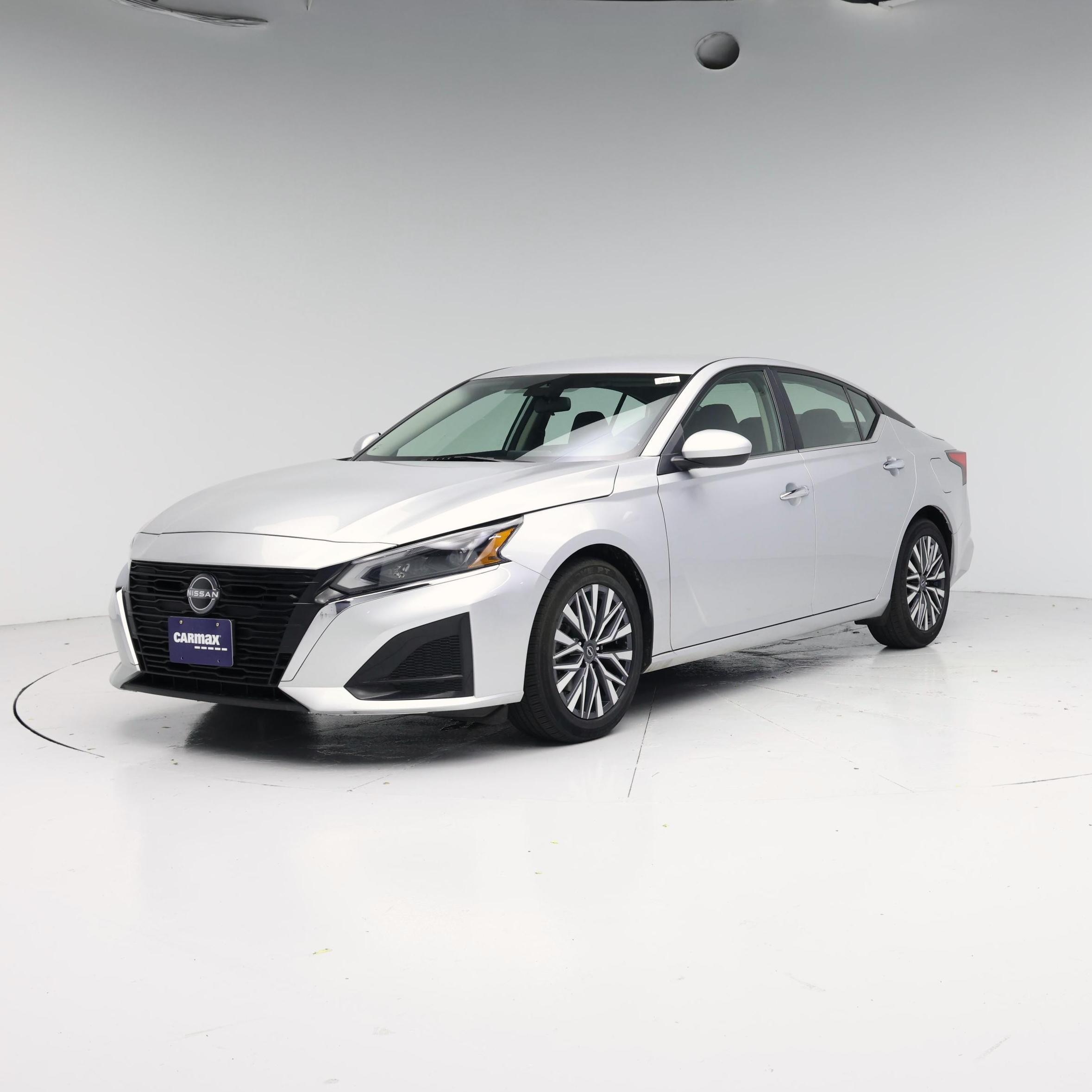 Thumbnail: 2023 Nissan Altima - 4
