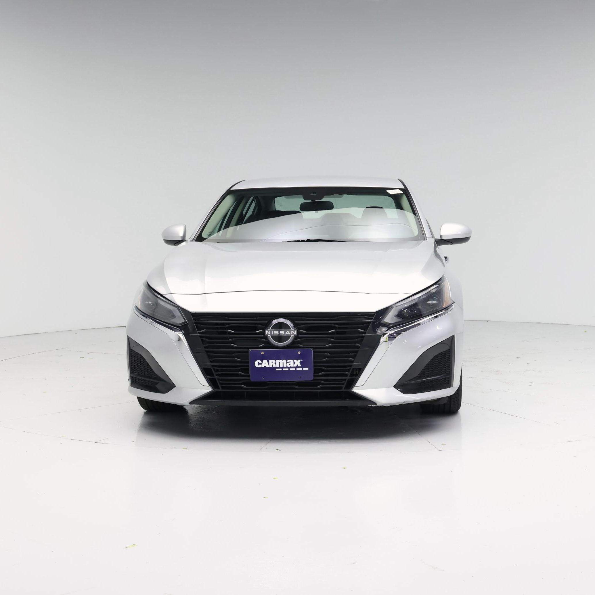 Thumbnail: 2023 Nissan Altima - 5