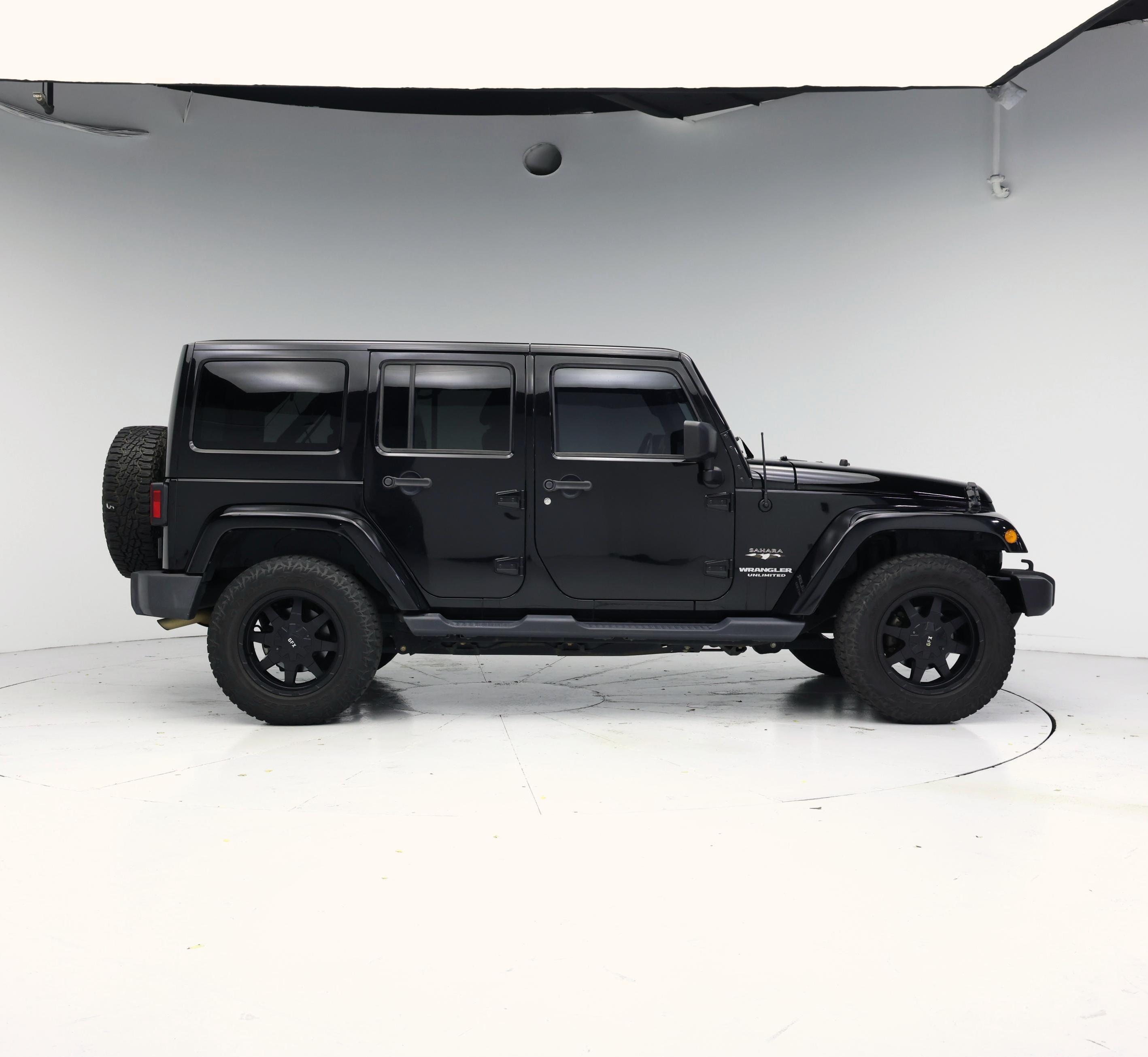 Thumbnail: 2016 Jeep Wrangler - 7