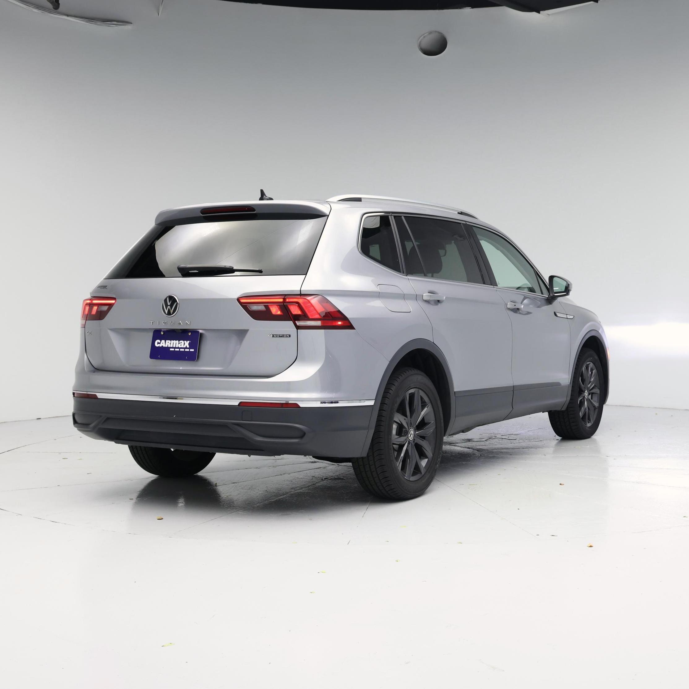 Thumbnail: 2024 Volkswagen Tiguan - 8
