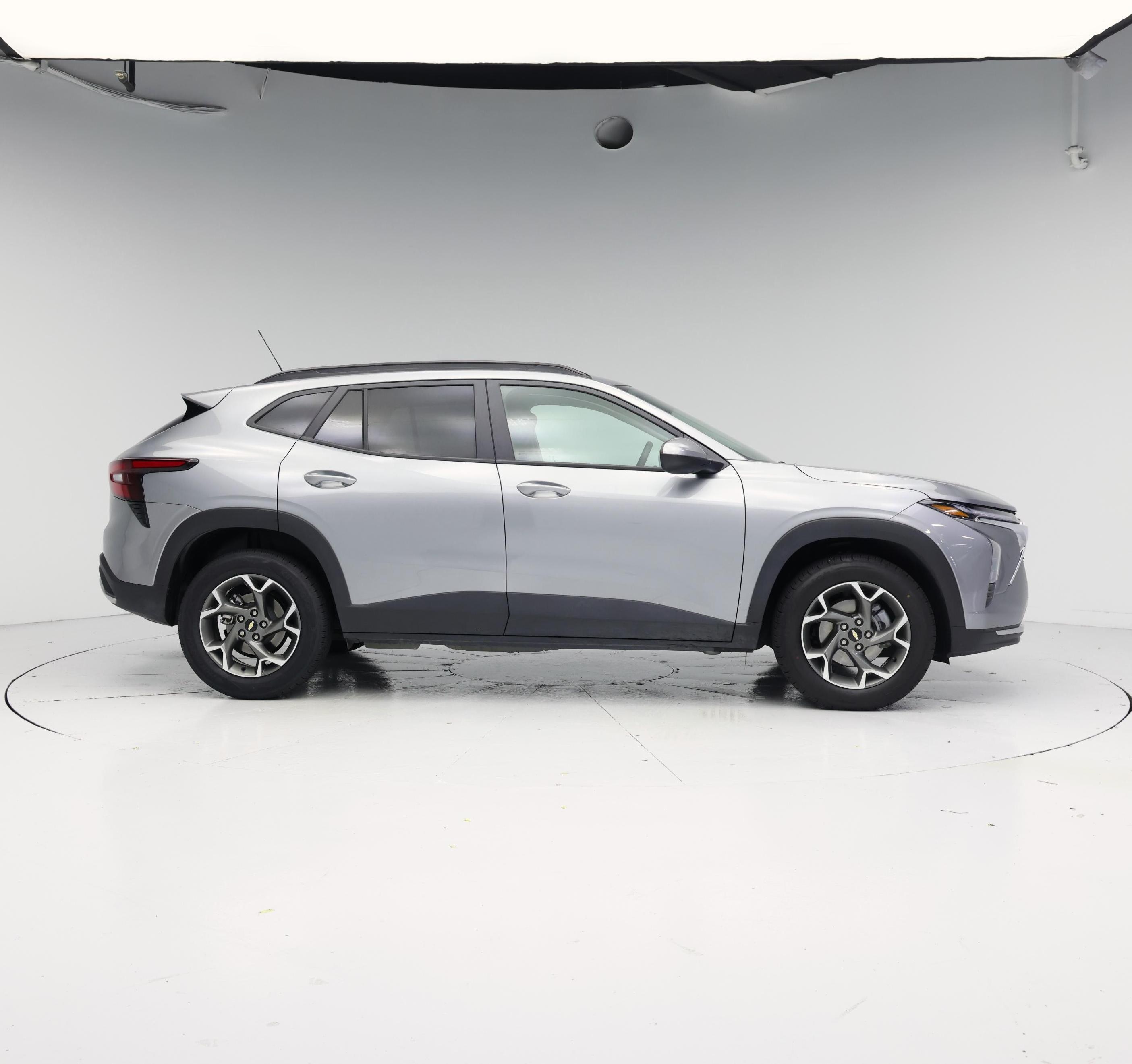 Thumbnail: 2025 Chevrolet Trax - 7