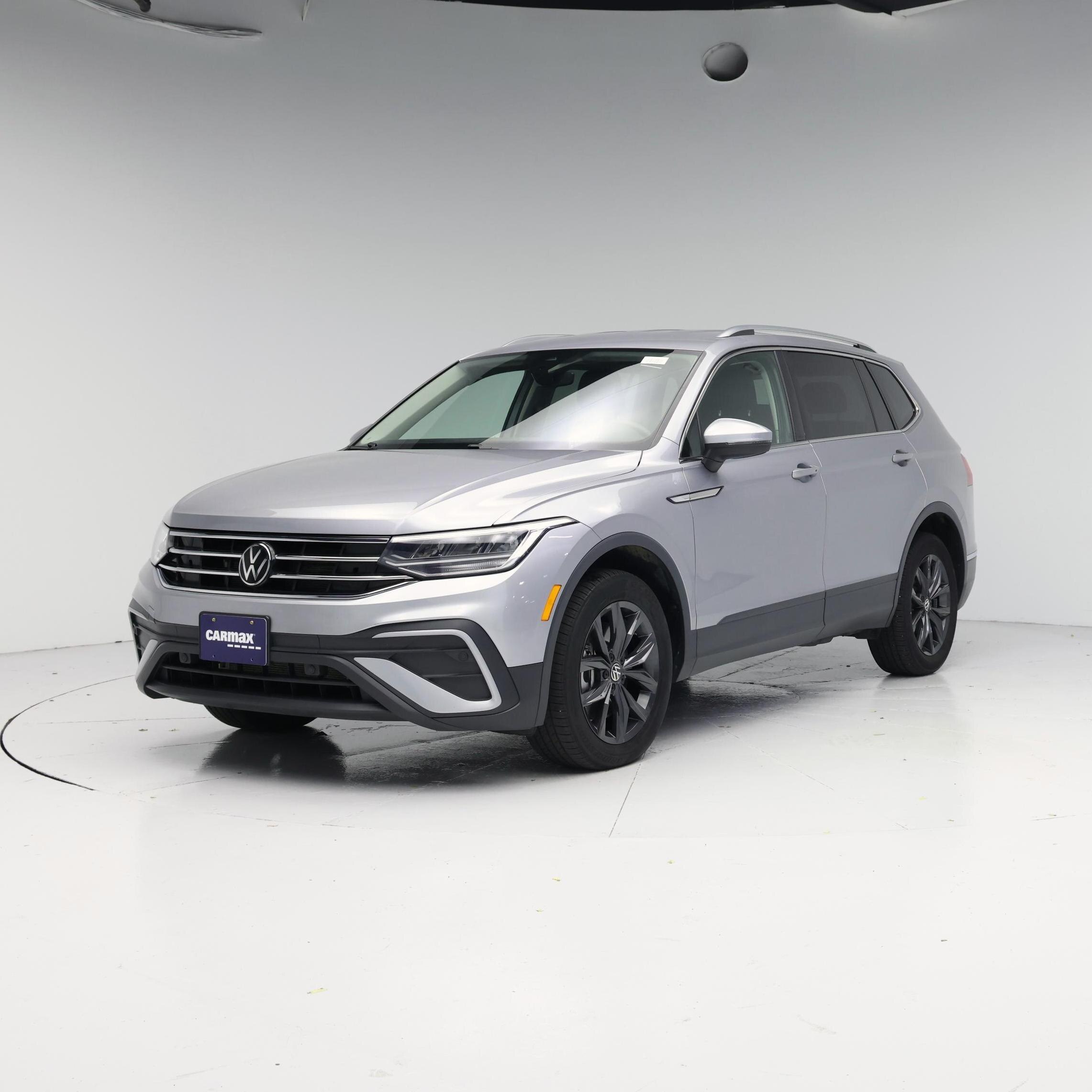 Thumbnail: 2024 Volkswagen Tiguan - 4