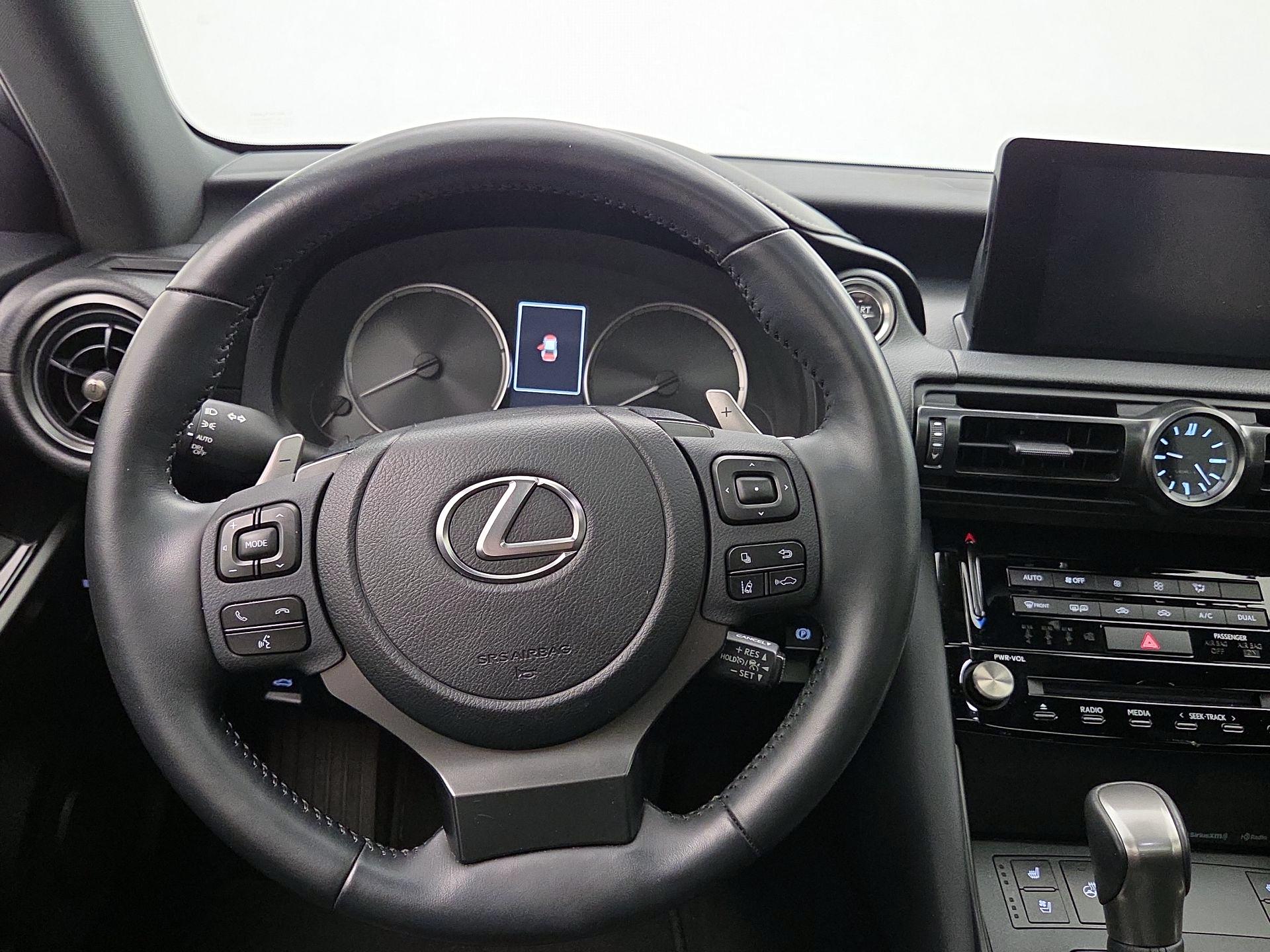 Thumbnail: 2024 Lexus IS - 10
