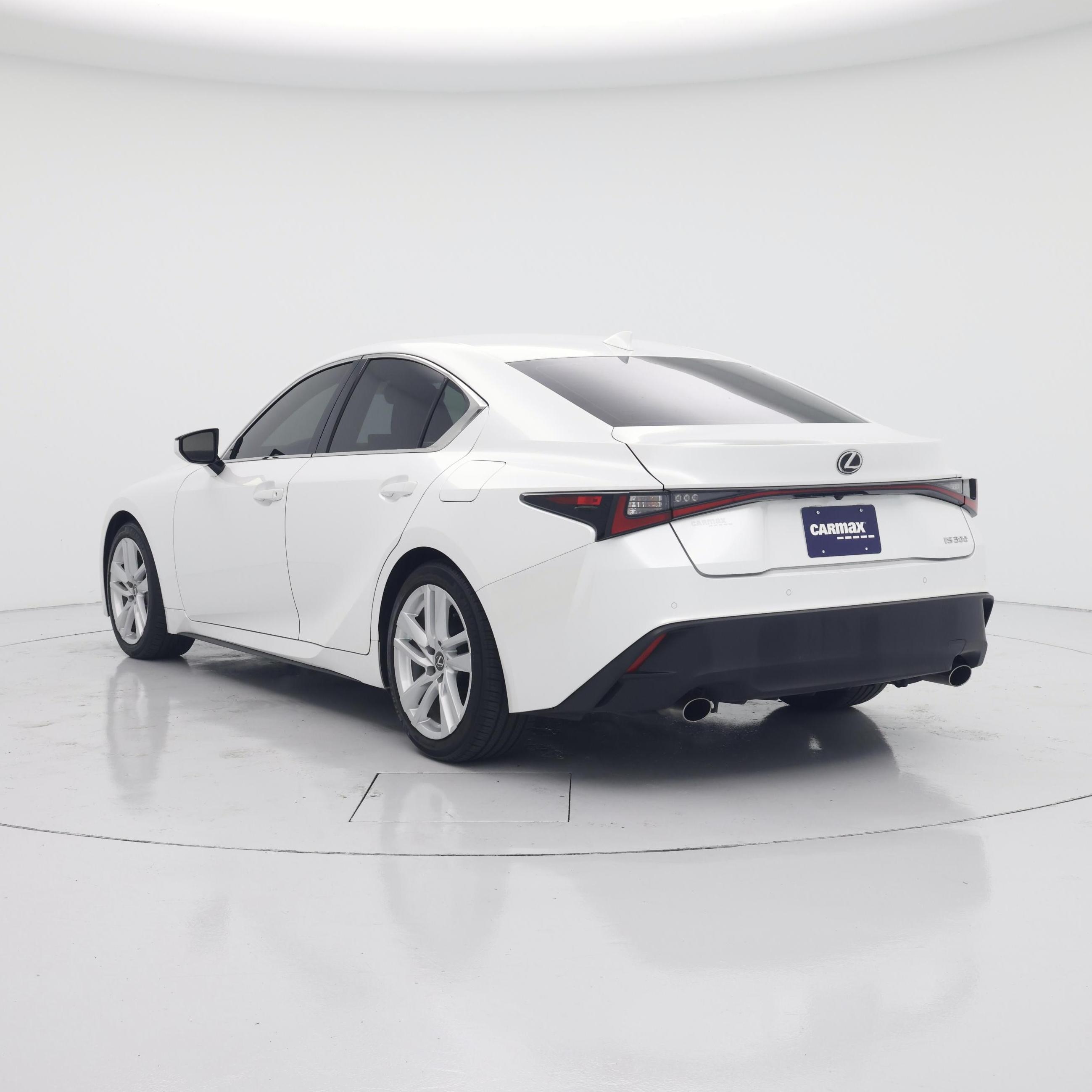 Thumbnail: 2024 Lexus IS - 2