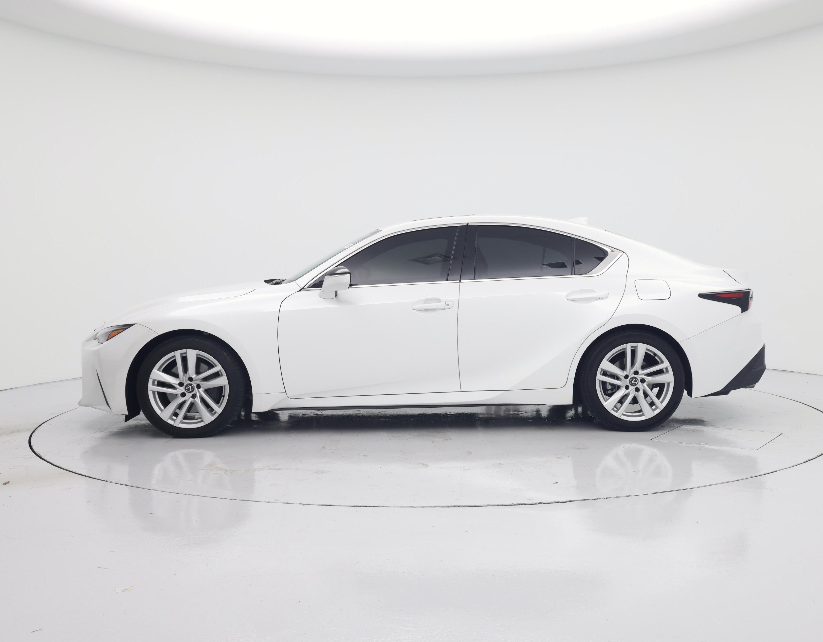Thumbnail: 2024 Lexus IS - 3
