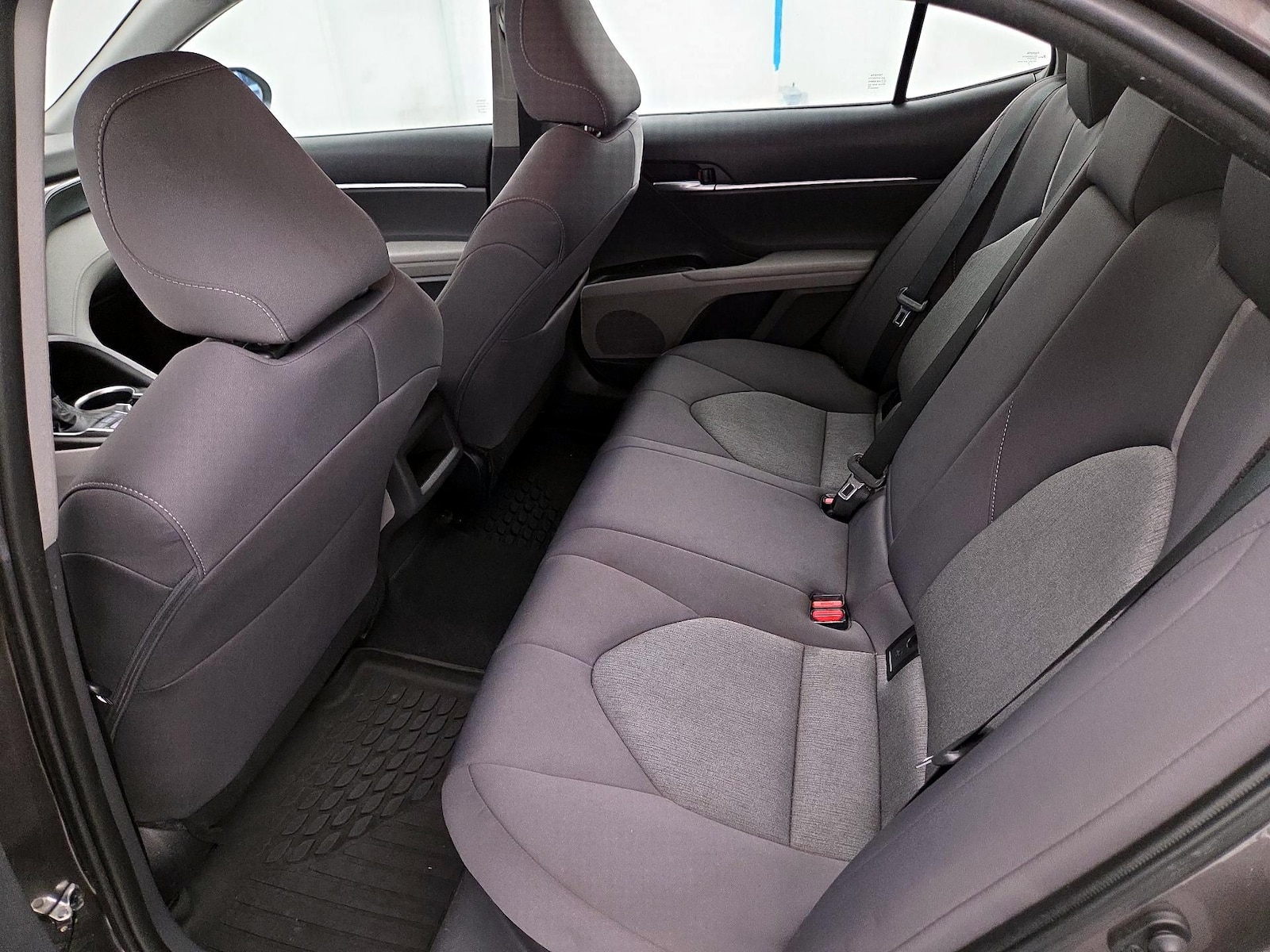 2023 Toyota Camry LE - Photo 20