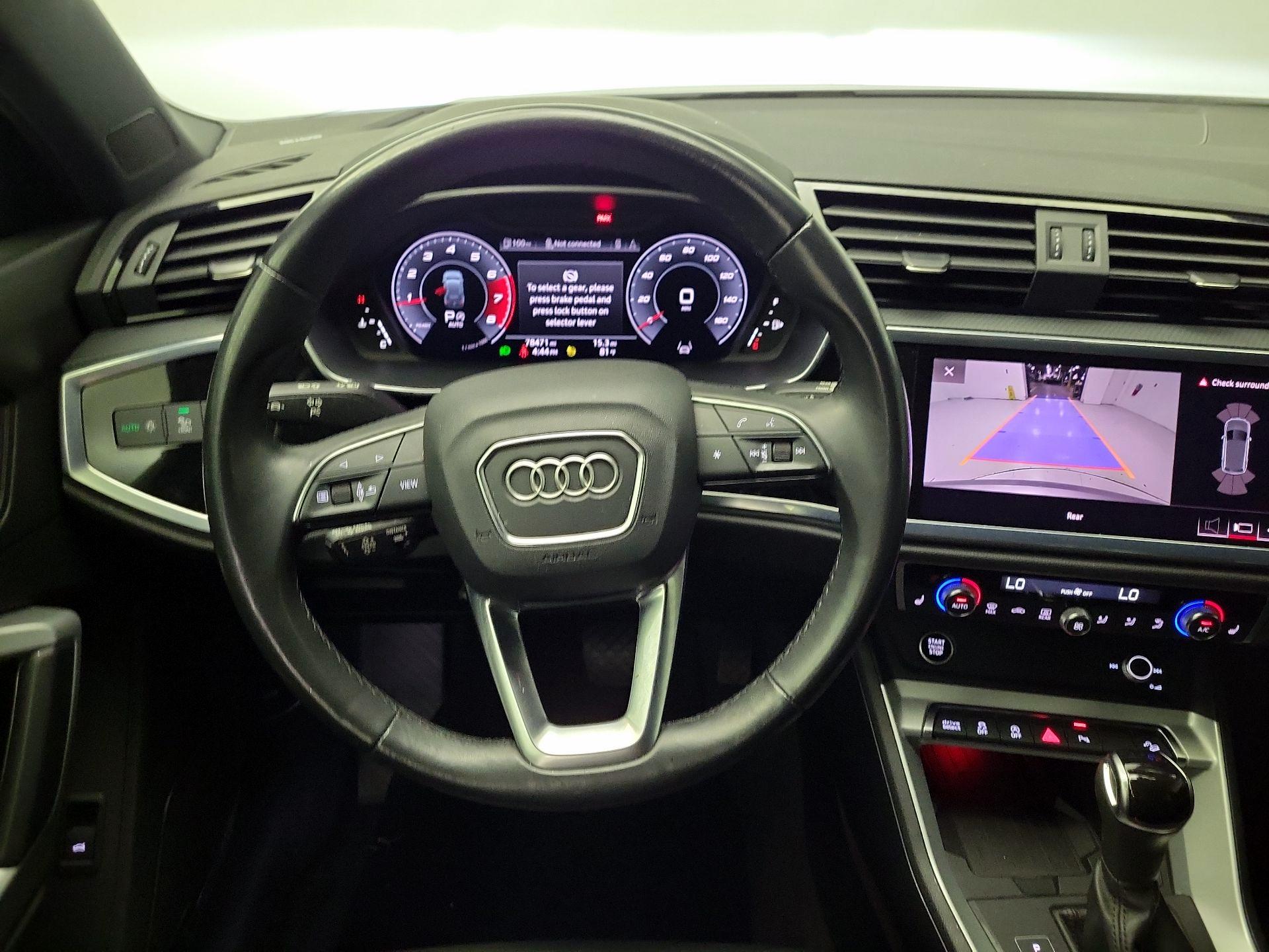 Thumbnail: 2021 Audi Q3 - 10