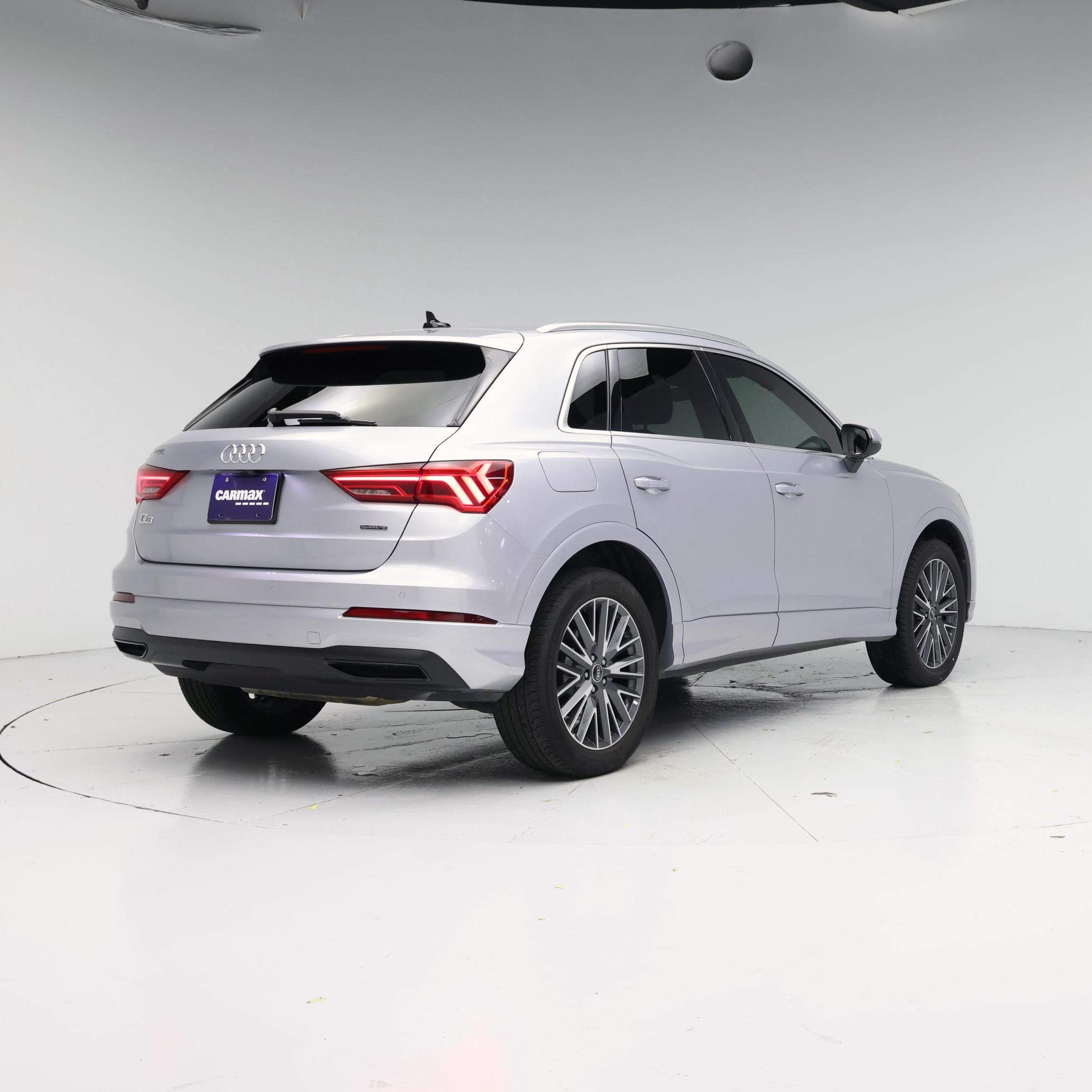 Thumbnail: 2021 Audi Q3 - 8