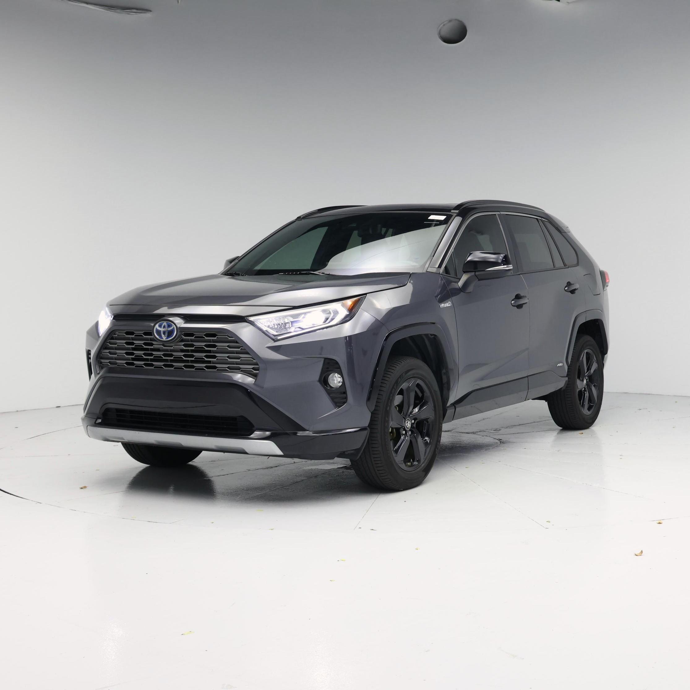 Thumbnail: 2019 Toyota RAV4 - 4