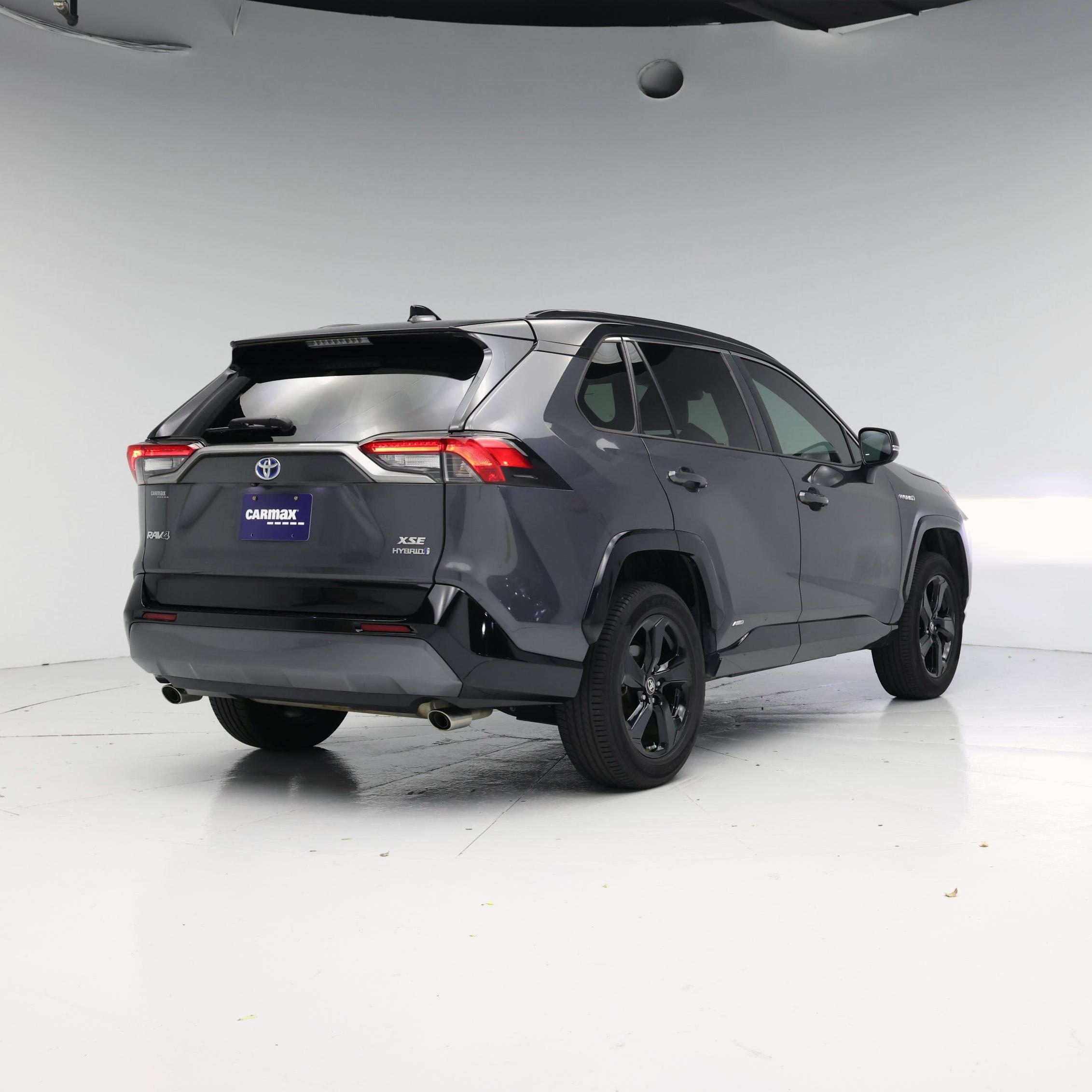 Thumbnail: 2019 Toyota RAV4 - 8