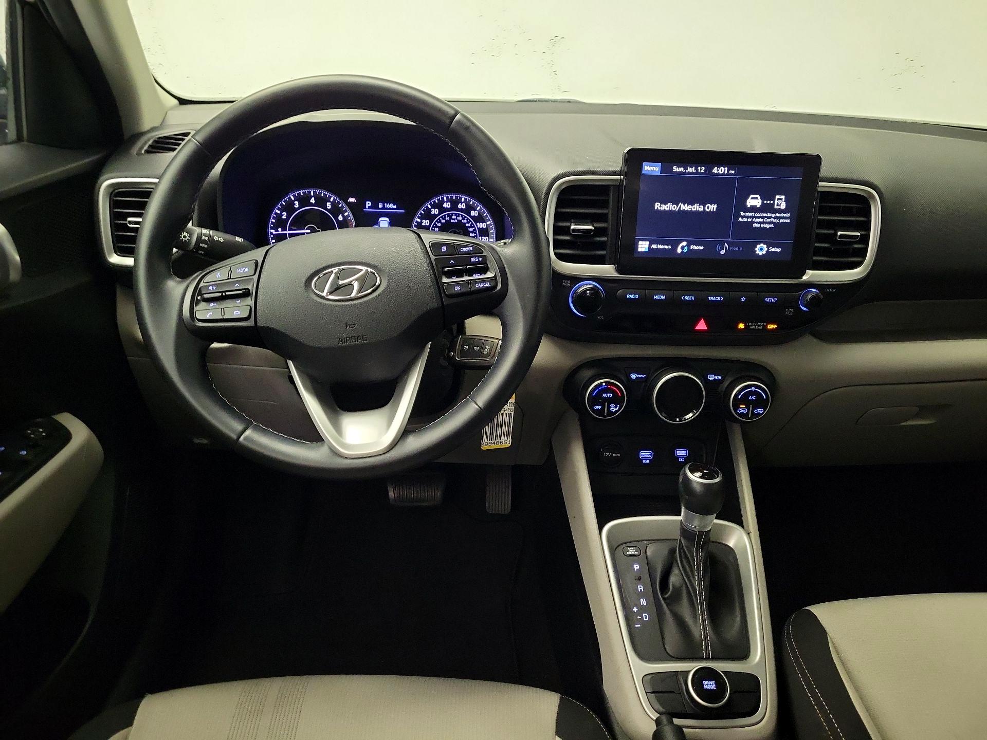 Thumbnail: 2021 Hyundai Venue - 10