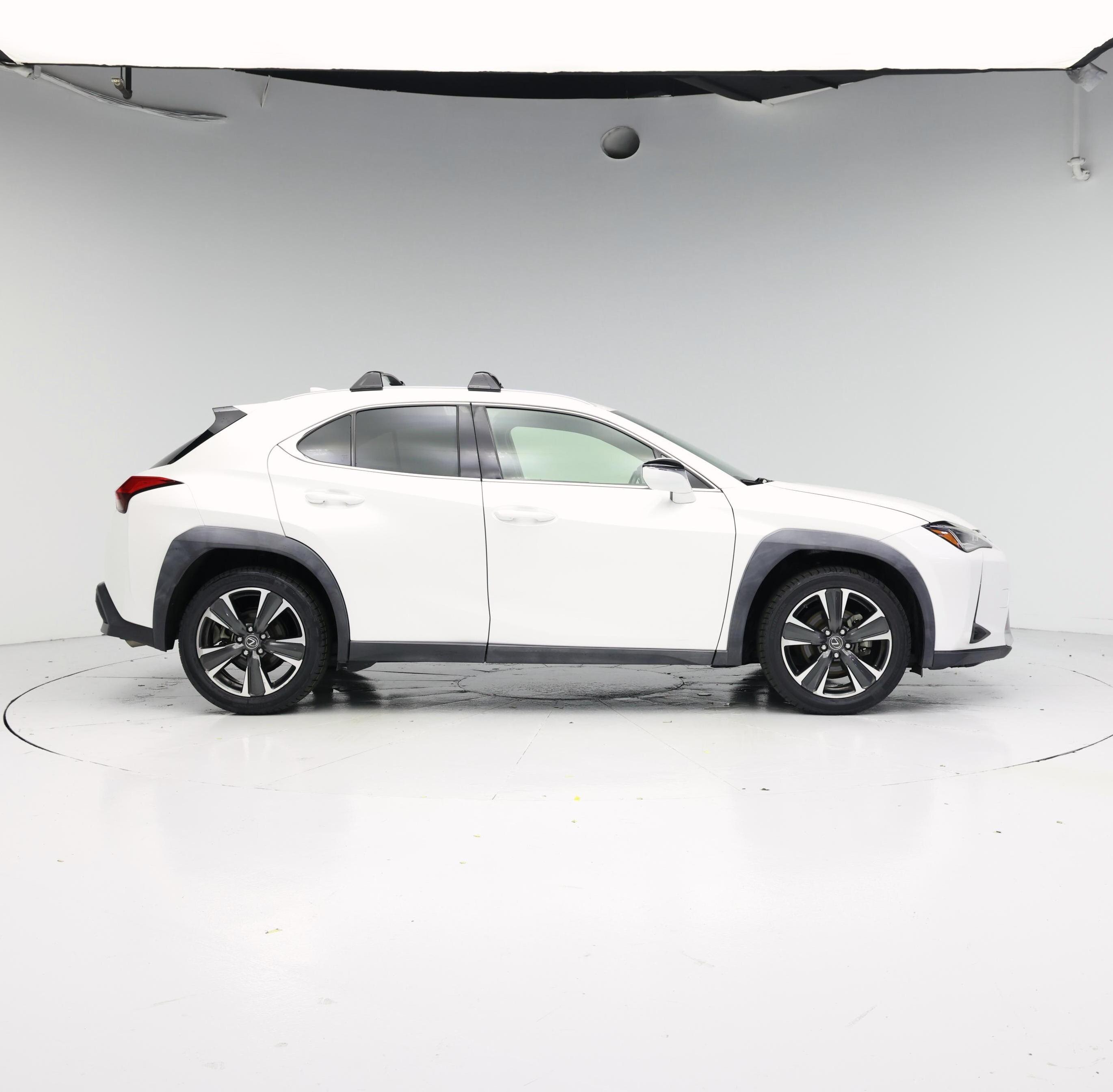 Thumbnail: 2019 Lexus UX - 7