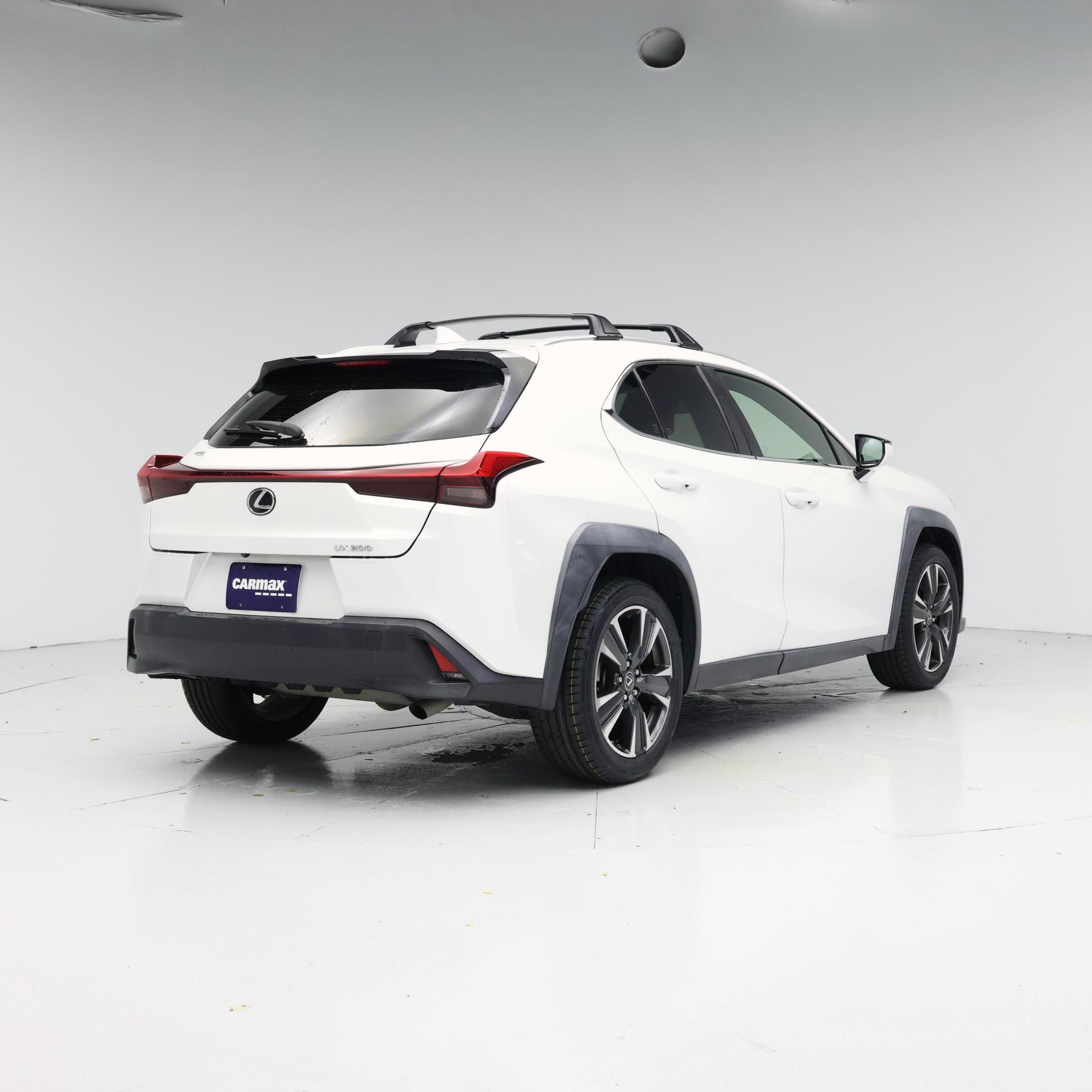 Thumbnail: 2019 Lexus UX - 8