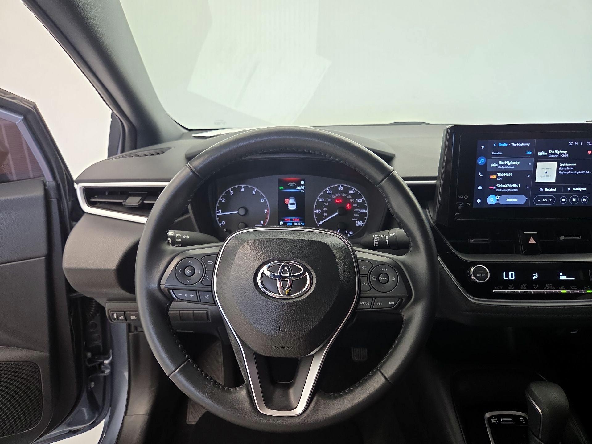 Thumbnail: 2025 Toyota Corolla - 10