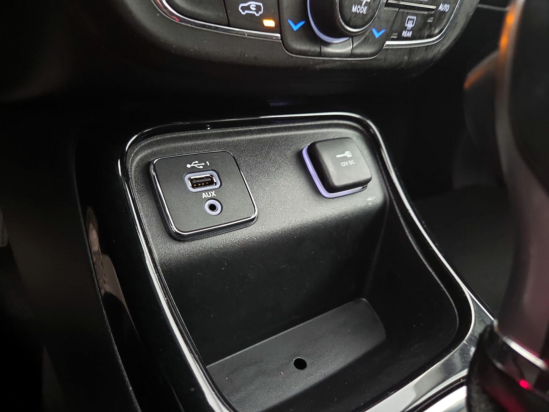 Thumbnail: 2020 Jeep Compass - 18