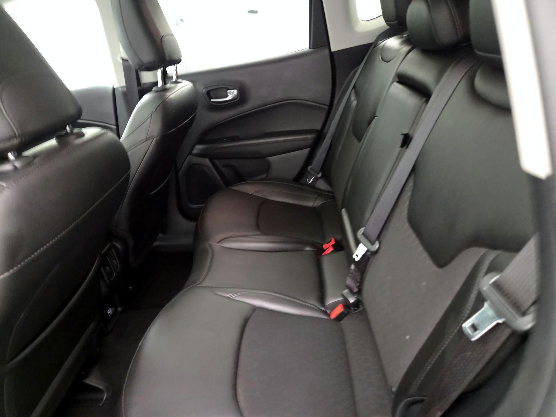Thumbnail: 2020 Jeep Compass - 20